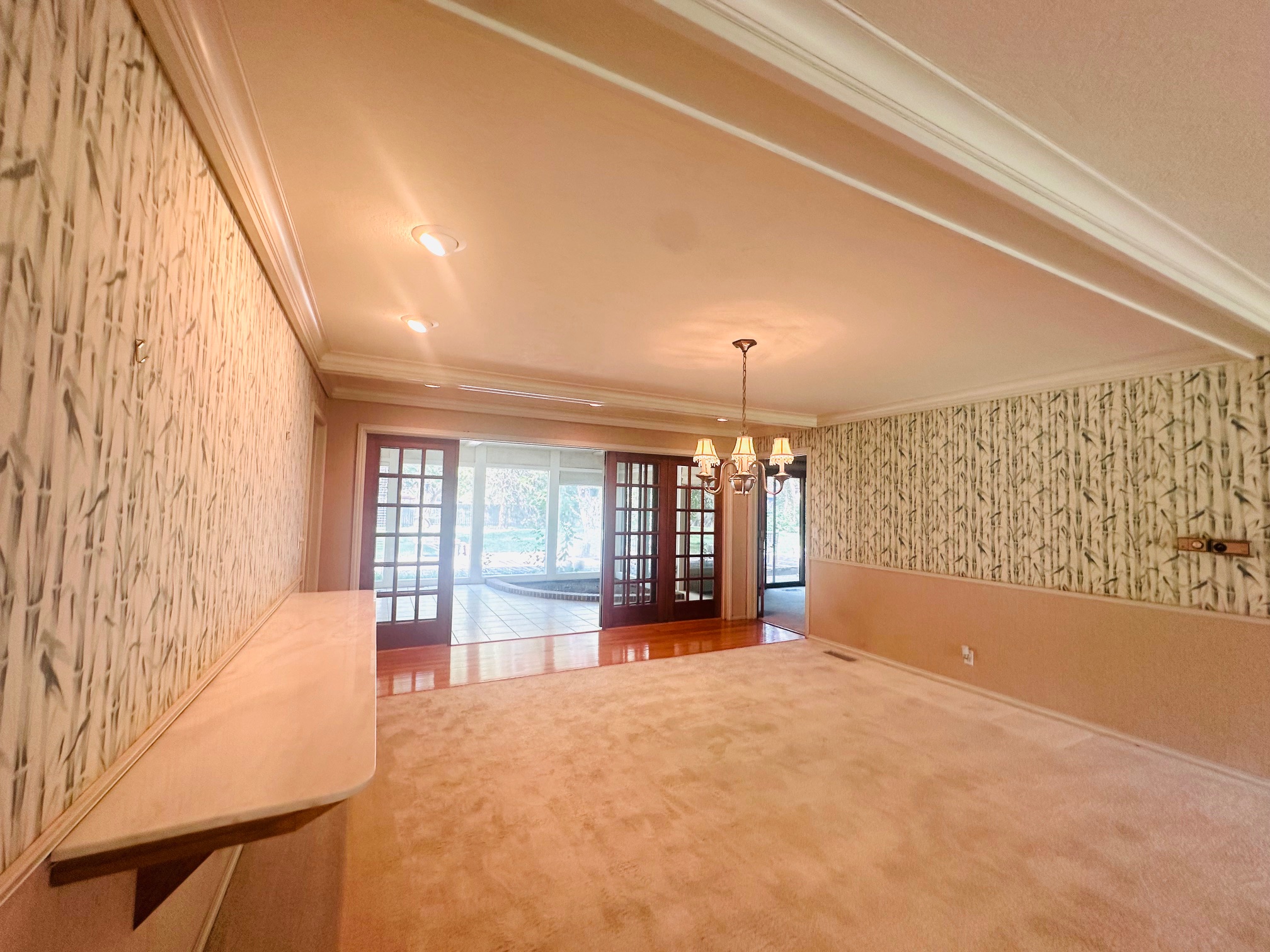 Enid, Oklahoma, 73703, United States, 5 Bedrooms Bedrooms, ,5 BathroomsBathrooms,Residential,For Sale,1981686