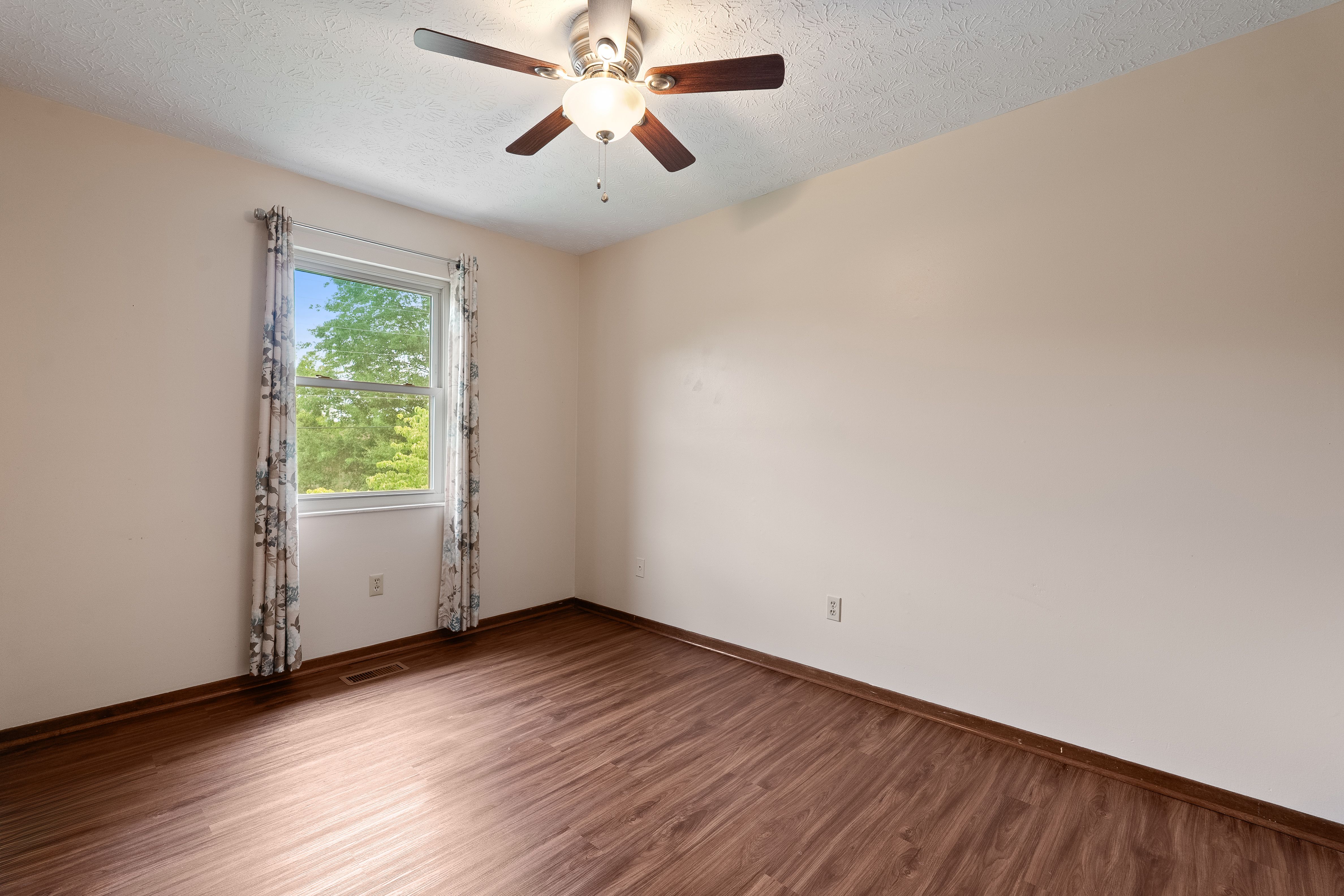  1837 Brookmill Road, Knoxville, TN 37932 - 物件實景