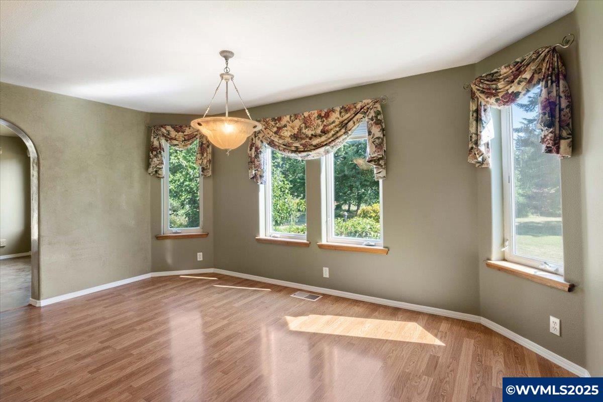 Lebanon, Oregon, 97355, United States, 3 Bedrooms Bedrooms, ,2 BathroomsBathrooms,Residential,For Sale,1991965