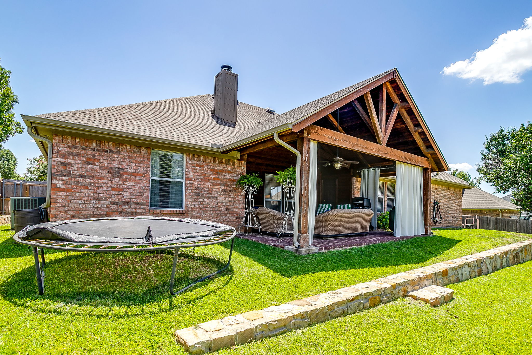  7732 Bridlewood Court, North Richland Hills, TX, 76182 - 物件實景