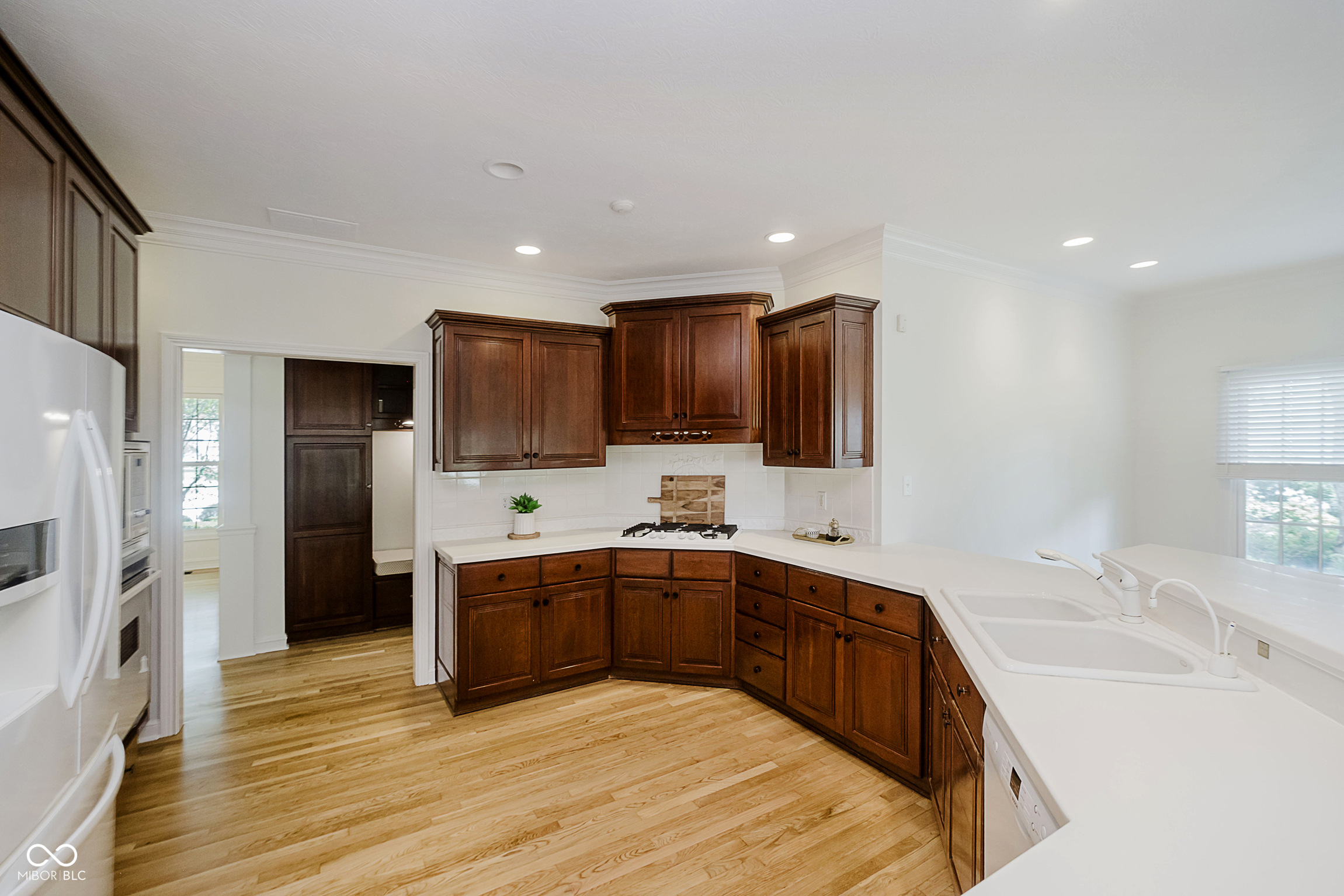 Carmel, Indiana, 46033, United States, 4 Bedrooms Bedrooms, ,4 BathroomsBathrooms,Residential,For Sale,1893581
