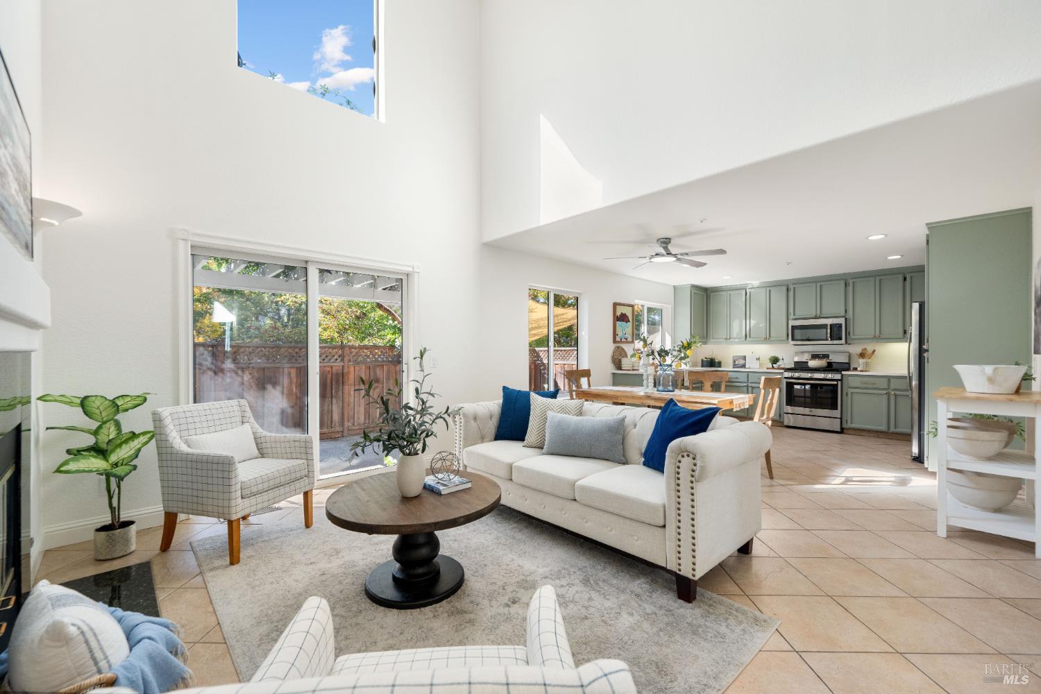 Napa, California, 94558, United States, 3 Bedrooms Bedrooms, ,3 BathroomsBathrooms,Residential,For Sale,1988088