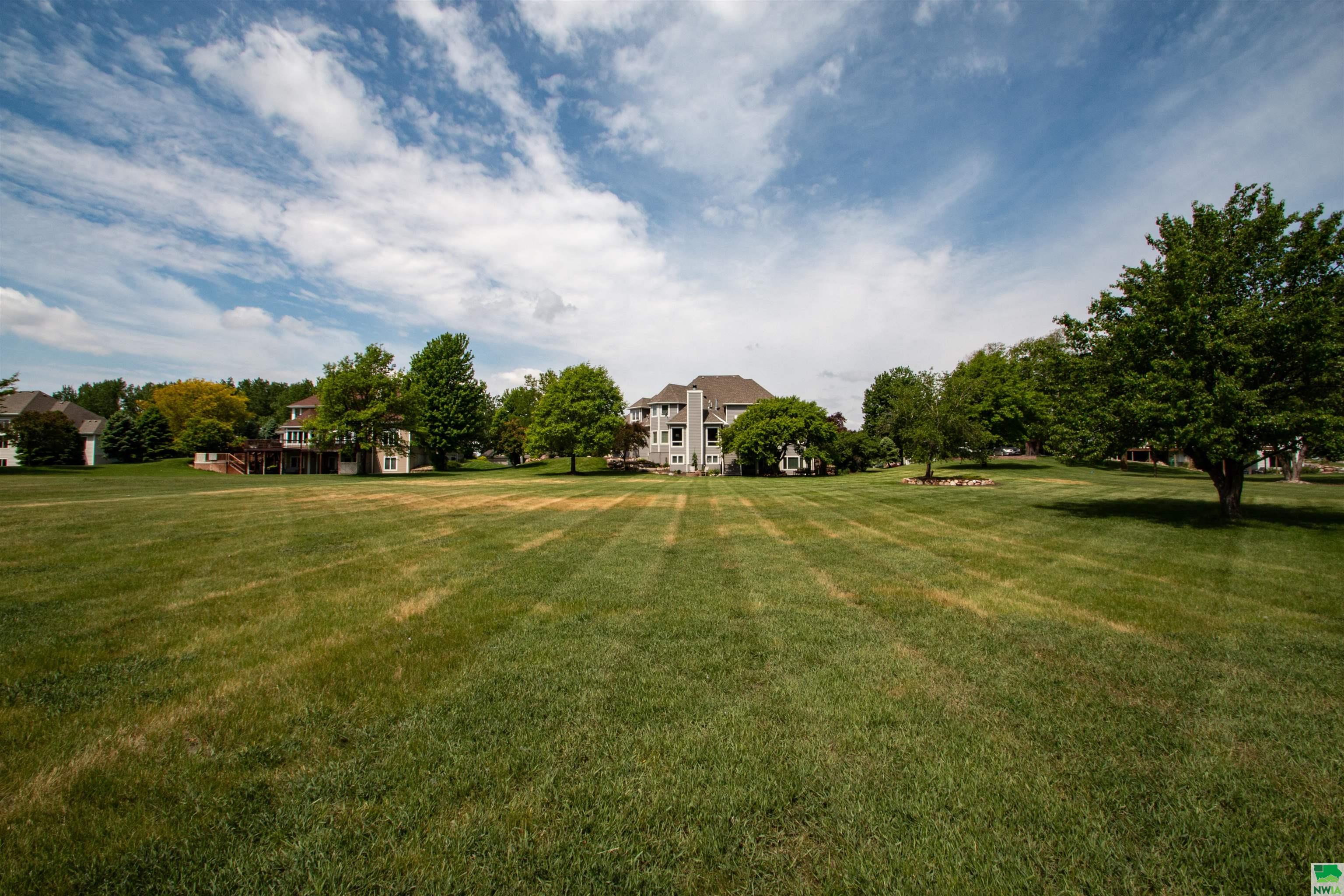 Jefferson, South Dakota, 57038, United States, 5 Bedrooms Bedrooms, ,5 BathroomsBathrooms,Residential,For Sale,1930166