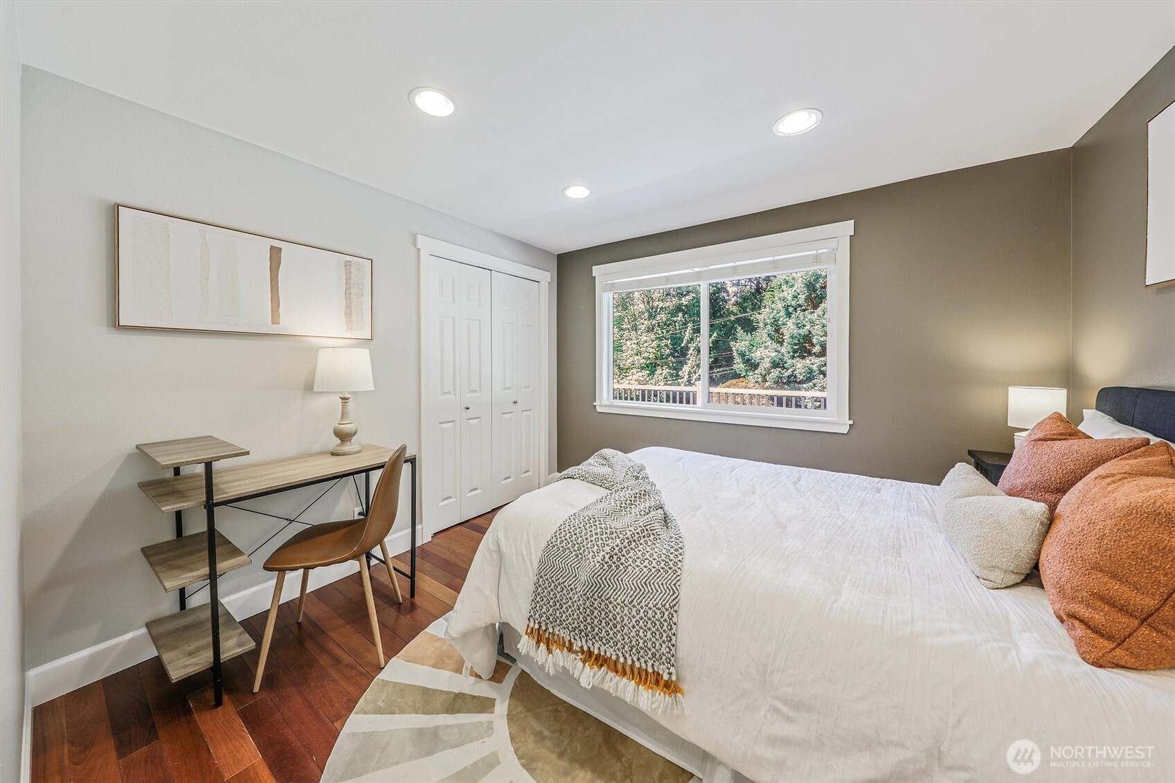 Sammamish, Washington, 98074, United States, 4 Bedrooms Bedrooms, ,1 BathroomBathrooms,Residential,For Sale,1914208