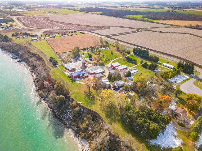 Mosel, Wisconsin, 50383, United States, 4 Bedrooms Bedrooms, ,3 BathroomsBathrooms,Residential,For Sale,1888286
