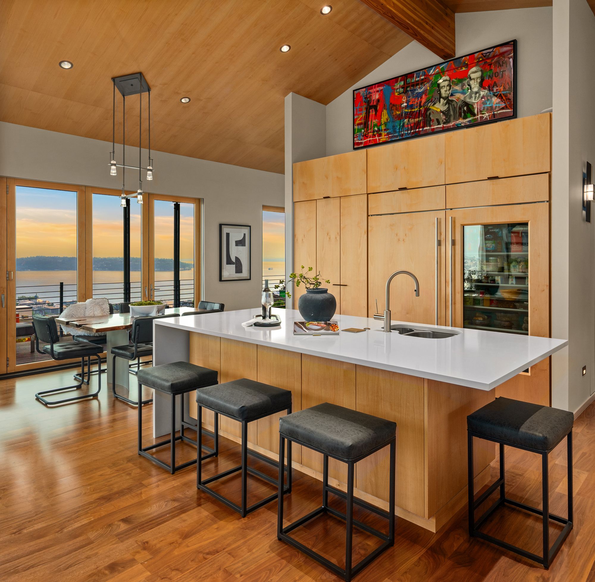  1215 Warren Ave N, Seattle, WA 98109 - 物件實景