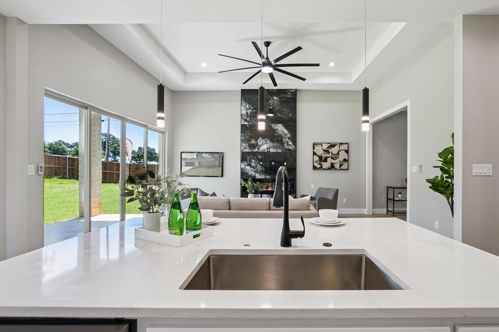 Arlington, Texas, 76012, United States, 4 Bedrooms Bedrooms, ,3 BathroomsBathrooms,Residential,For Sale,1976535