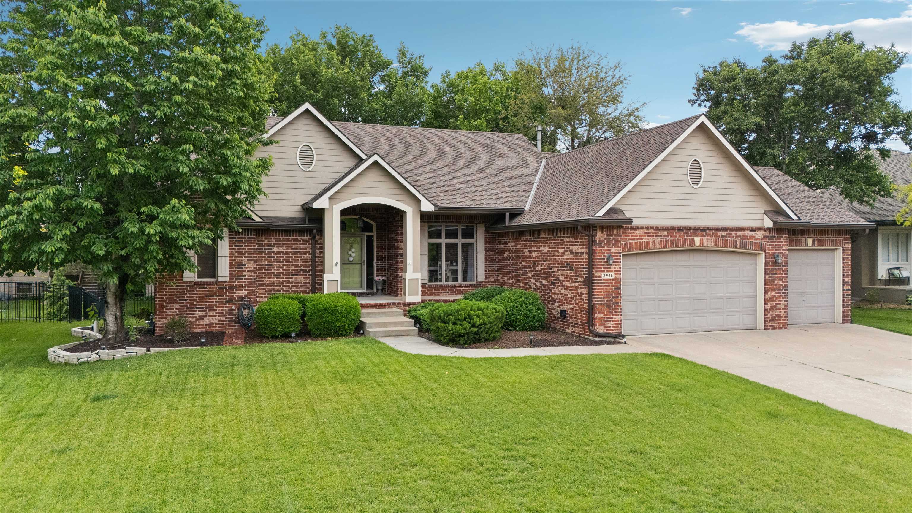 Wichita, Kansas, 67205, United States, 5 Bedrooms Bedrooms, ,3 BathroomsBathrooms,Residential,For Sale,1847235