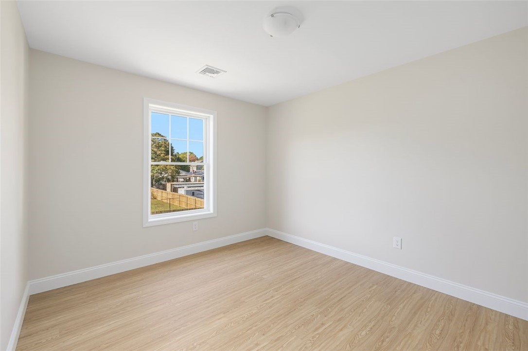 Warwick, Rhode Island, 02889, United States, 4 Bedrooms Bedrooms, ,4 BathroomsBathrooms,Residential,For Sale,2003475