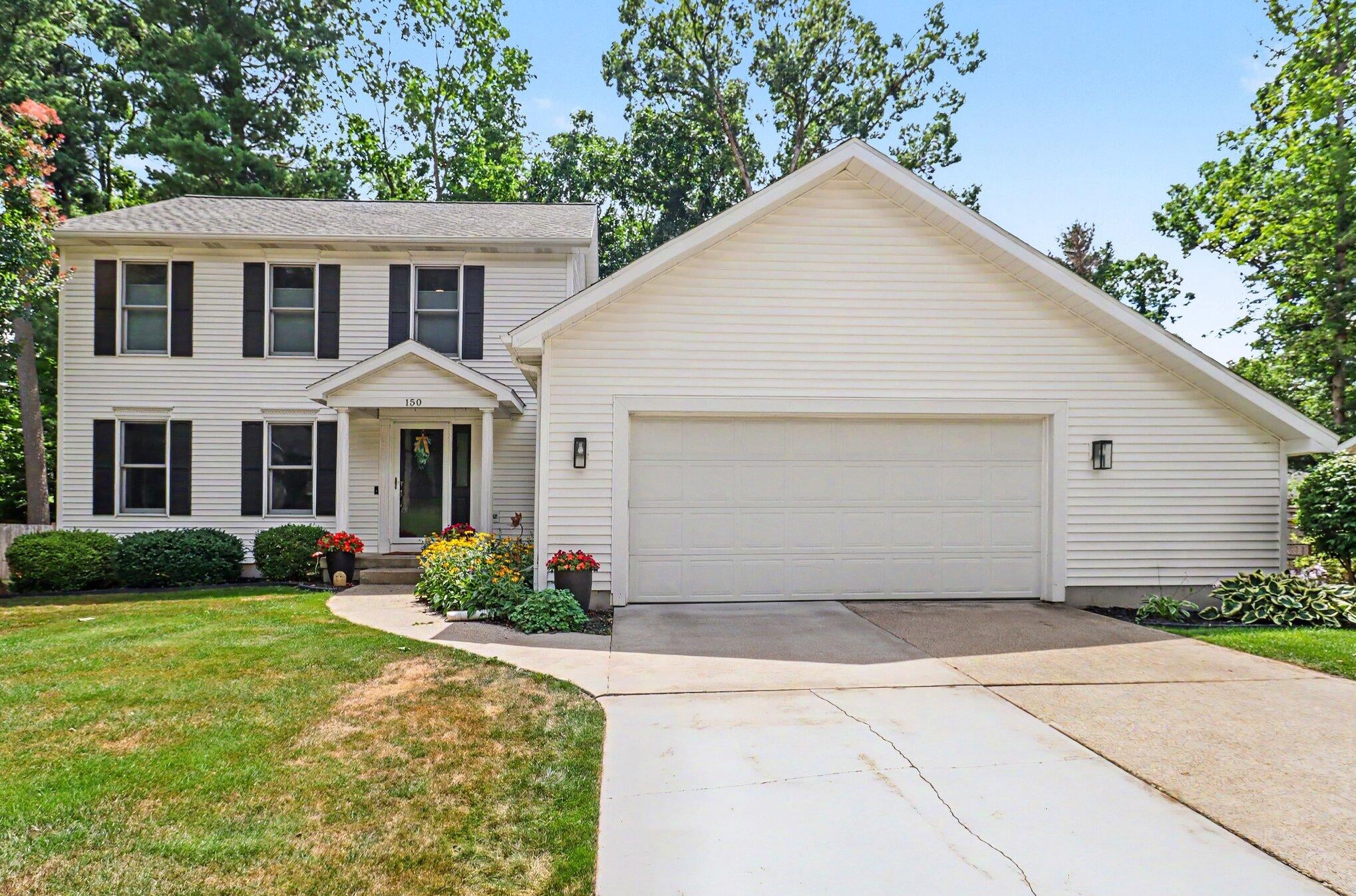 Denilee Ct, Comstock Park, MI 49321 #1