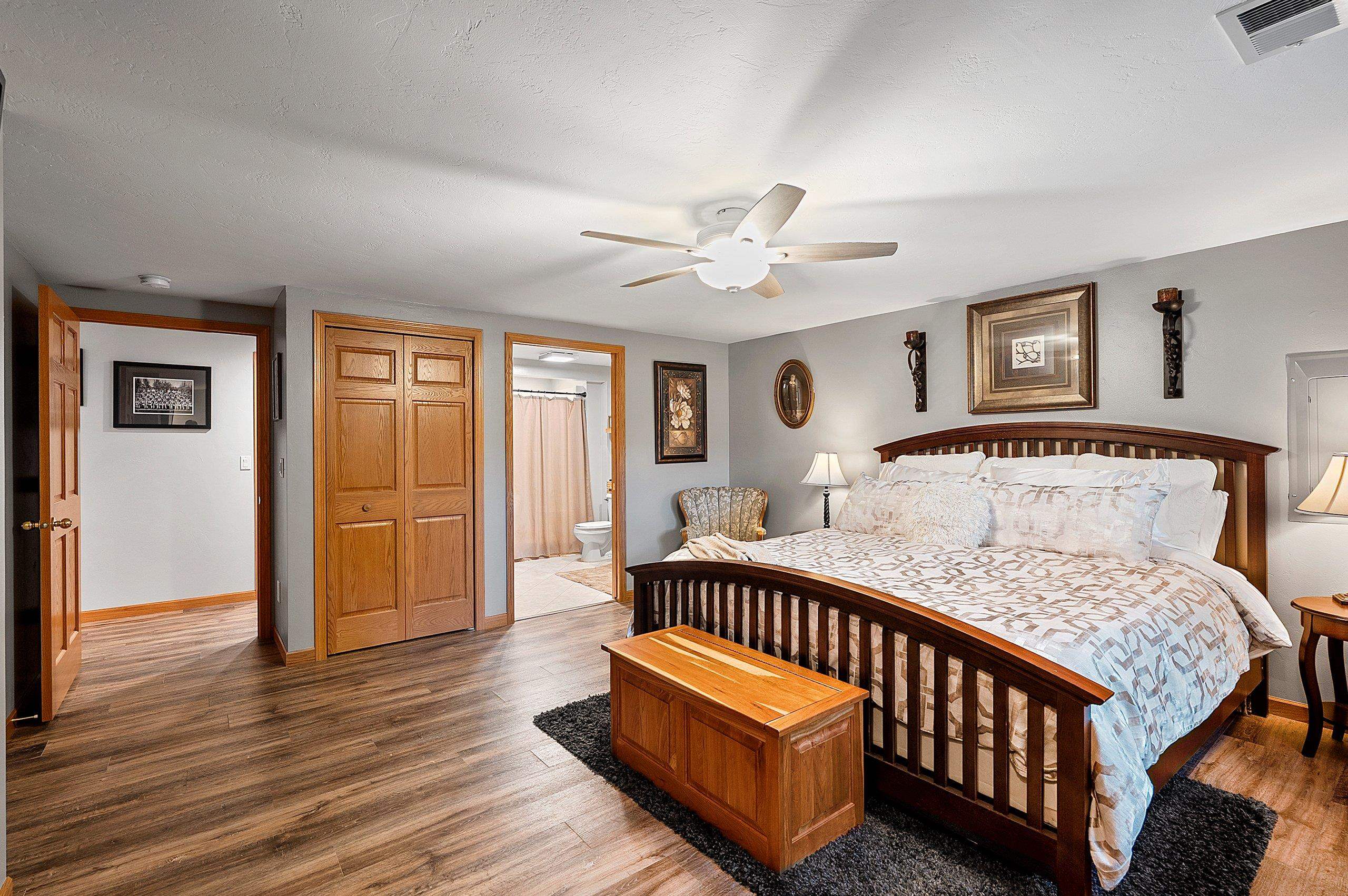 SHAWANO, Wisconsin, 54166, United States, 3 Bedrooms Bedrooms, ,3 BathroomsBathrooms,Residential,For Sale,1940998