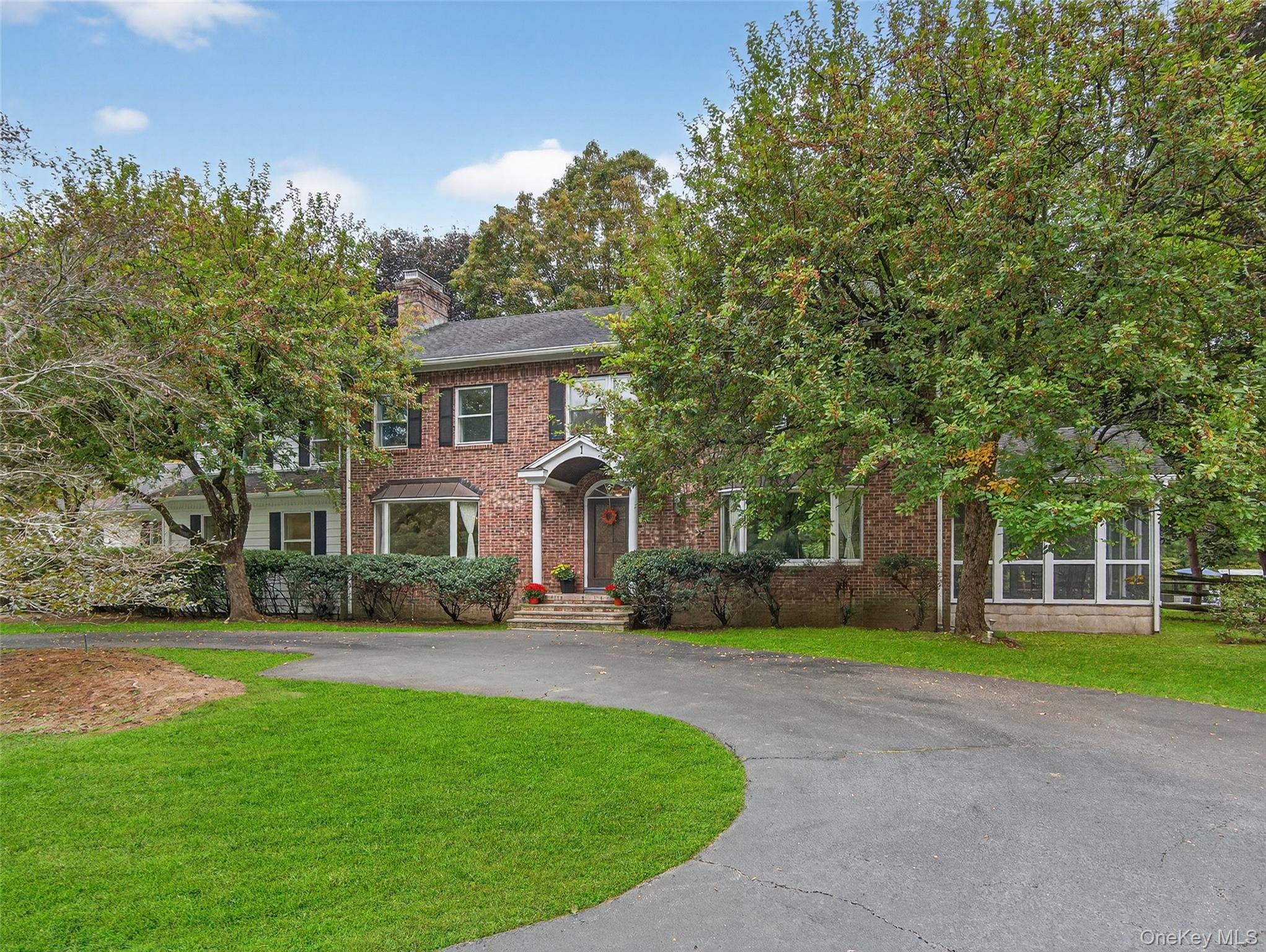 Montebello, New York, 10901, United States, 5 Bedrooms Bedrooms, ,4 BathroomsBathrooms,Residential,For Sale,1987706