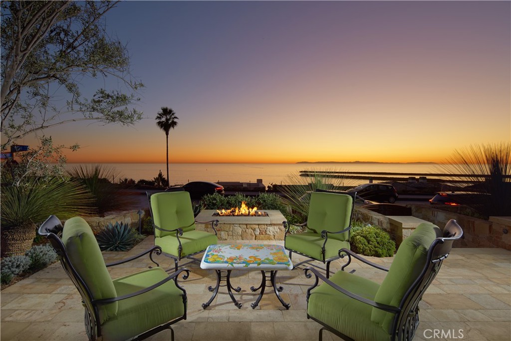 Corona del Mar, California, 92625, United States, 4 Bedrooms Bedrooms, ,3 BathroomsBathrooms,Residential,For Sale,1695491