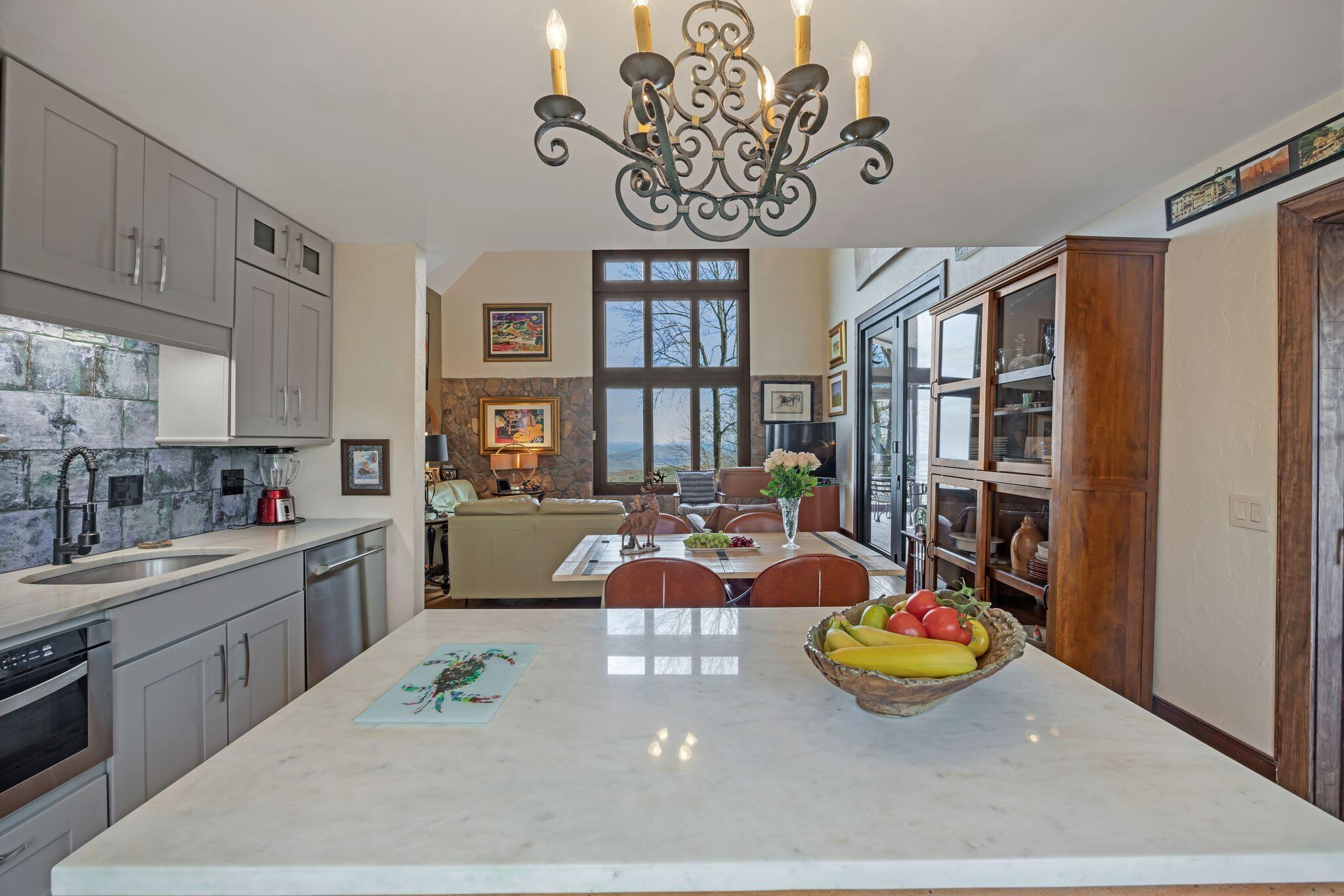 Rising Fawn, Georgia, 30738, United States, 2 Bedrooms Bedrooms, ,2 BathroomsBathrooms,Residential,For Sale,1995389