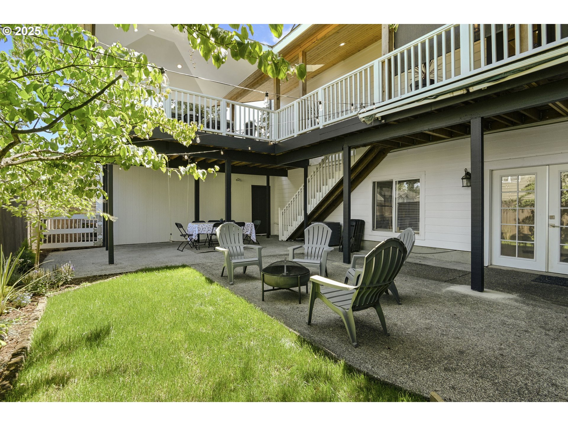 Vancouver, Washington, 98686, United States, 6 Bedrooms Bedrooms, ,3 BathroomsBathrooms,Residential,For Sale,1989368