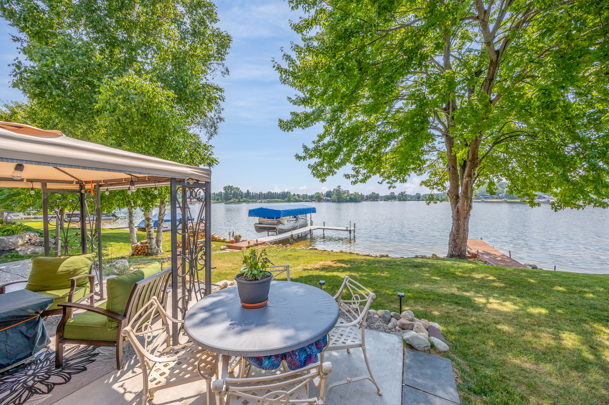 Canadian Lakes, Michigan, 49346, United States, 3 Bedrooms Bedrooms, ,3 BathroomsBathrooms,Residential,For Sale,1944876