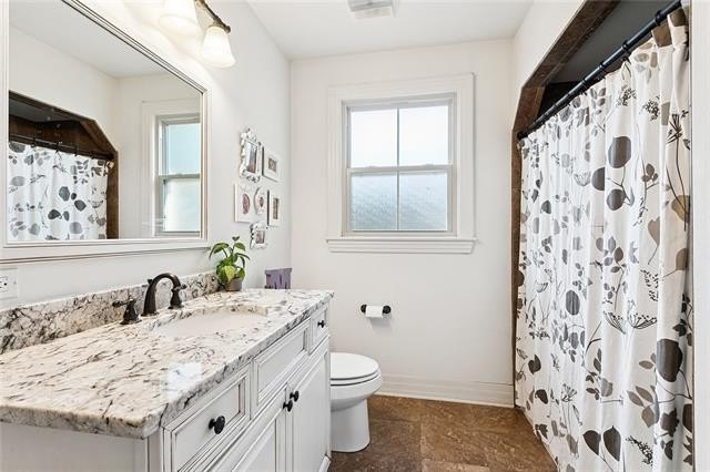 New Orleans, Louisiana, 70124, United States, 4 Bedrooms Bedrooms, ,3 BathroomsBathrooms,Residential,For Sale,2006201