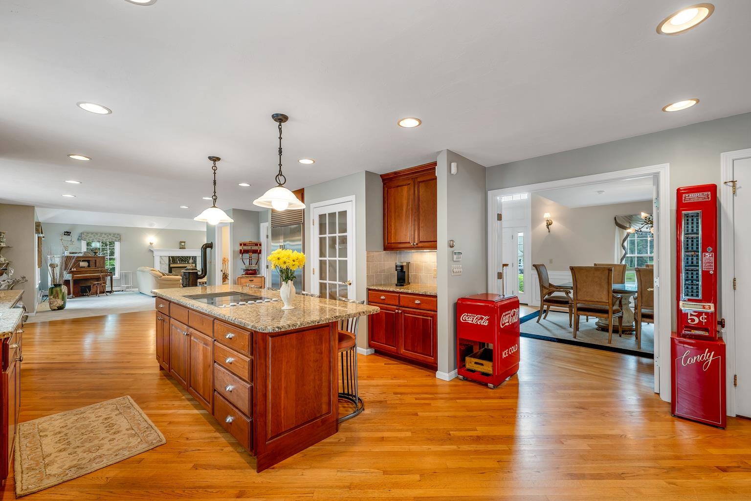 Gilford, New Hampshire, 03249, United States, 4 Bedrooms Bedrooms, ,4 BathroomsBathrooms,Residential,For Sale,1857235