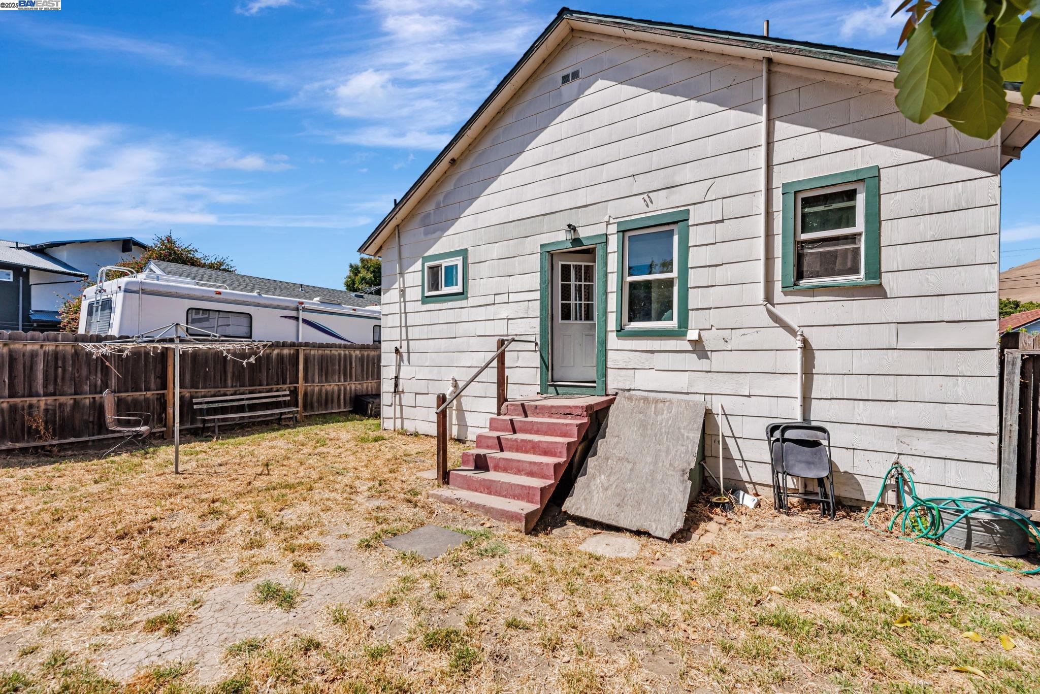 Fremont, California, 94536, United States, 3 Bedrooms Bedrooms, ,1 BathroomBathrooms,Residential,For Sale,1911094