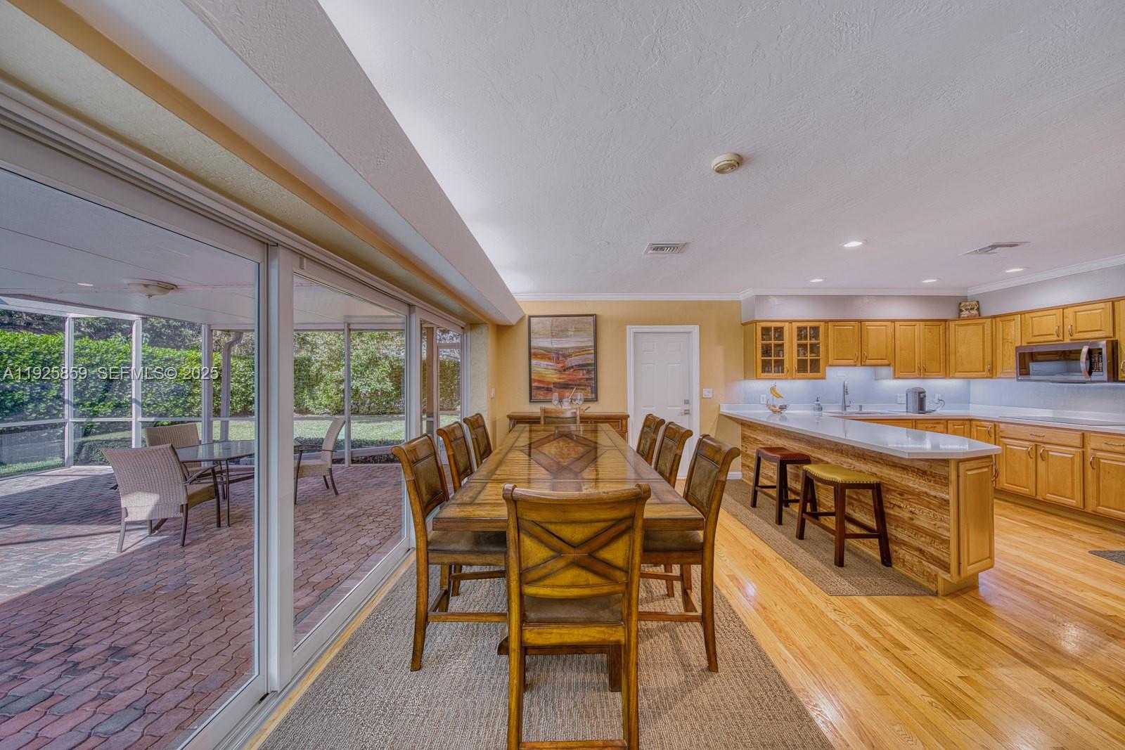 Pinecrest, Florida, 33156, United States, 3 Bedrooms Bedrooms, ,2 BathroomsBathrooms,Residential,For Sale,2003323