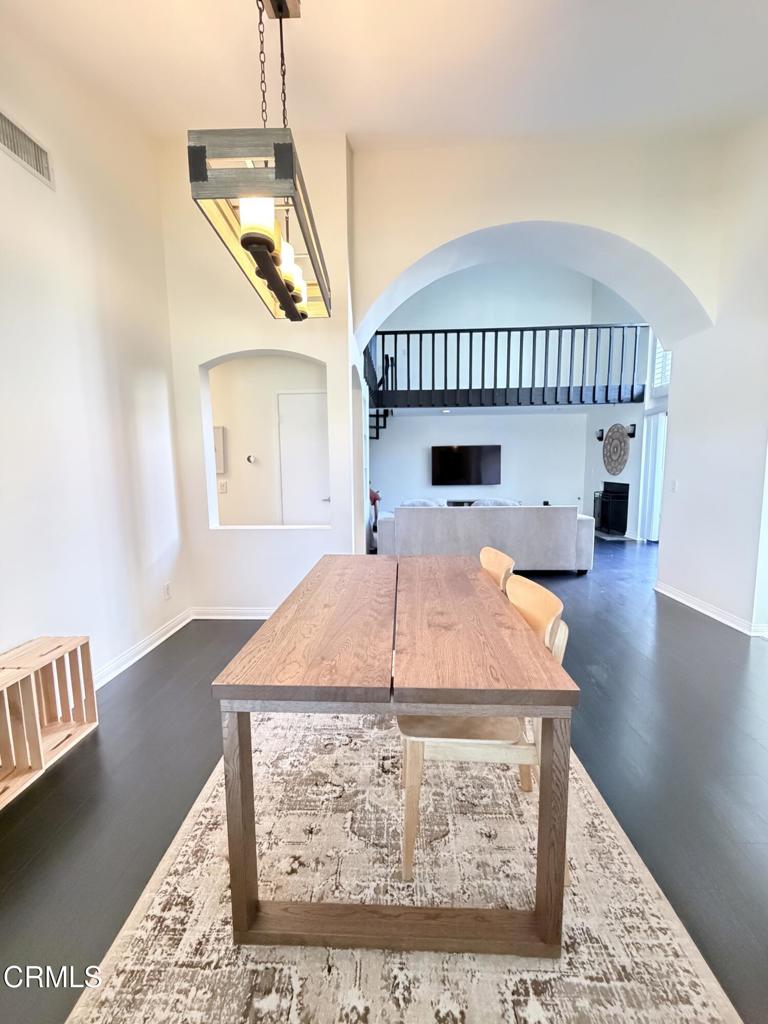 Winnetka, California, 91306, United States, 2 Bedrooms Bedrooms, ,2 BathroomsBathrooms,Residential,For Sale,1987594