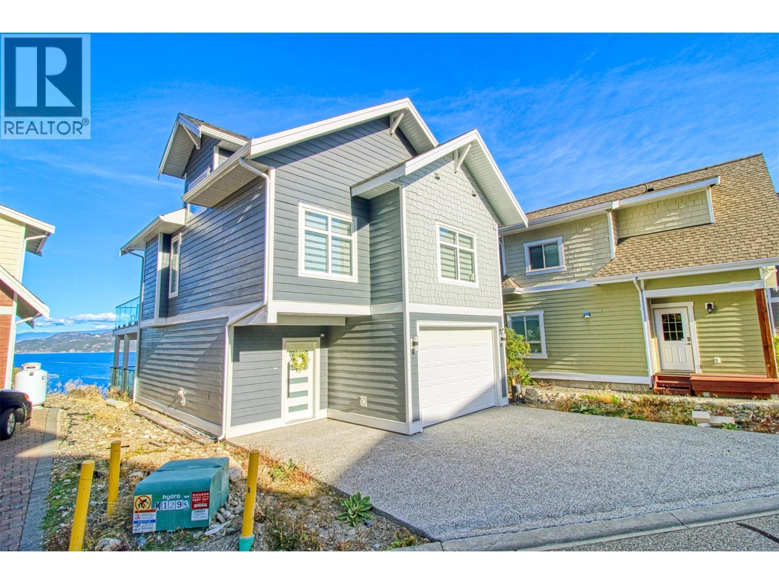 KELOWNA, British Columbia, V1Z 3R8, CA, 3 Bedrooms Bedrooms, ,2 BathroomsBathrooms,Residential,For Sale,1918397