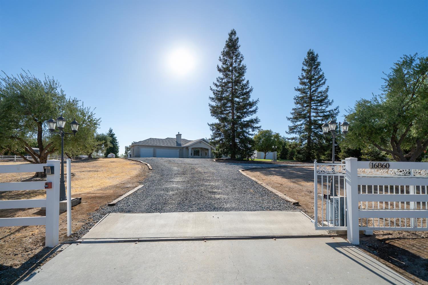 Madera, California, 93636, United States, 4 Bedrooms Bedrooms, ,3 BathroomsBathrooms,Residential,For Sale,1920863
