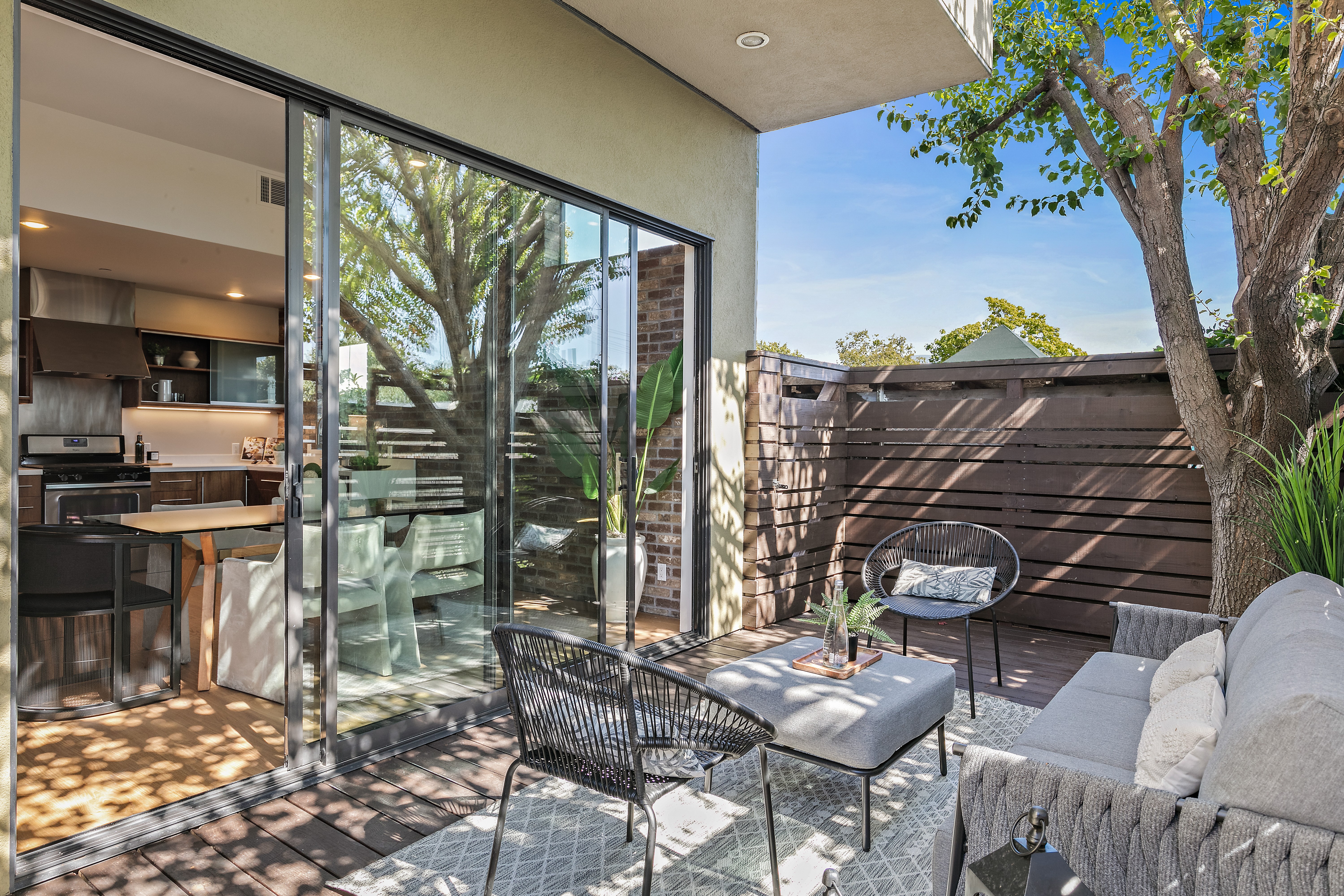  Sophisticated West Berkeley Condominium Designed for Everyday Comfort - 物件實景