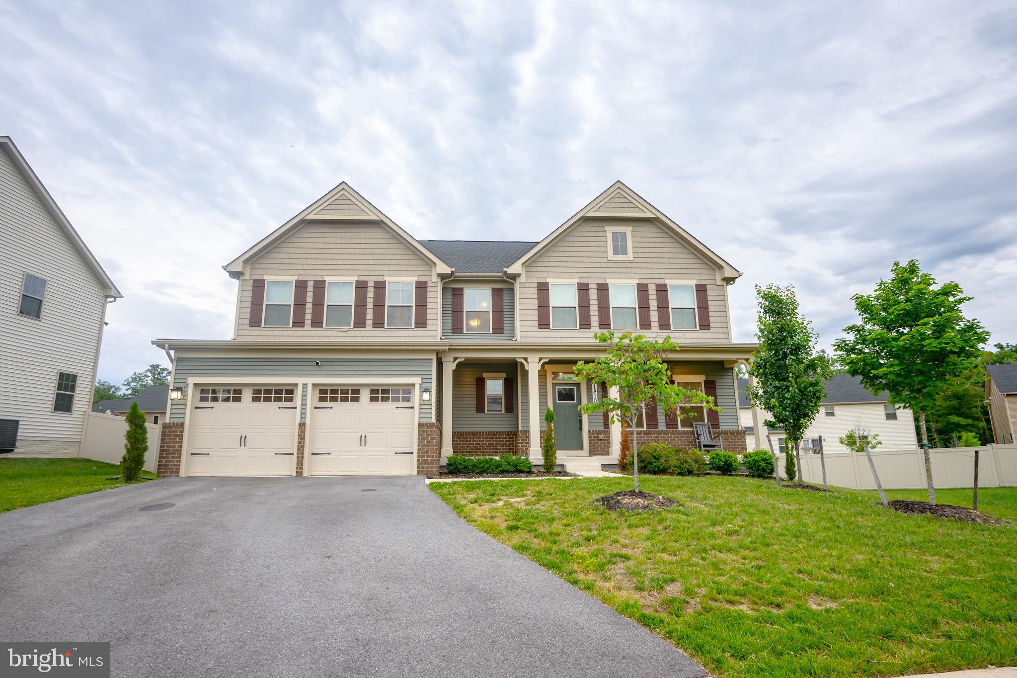 Accokeek, Maryland, 20607, United States, 6 Bedrooms Bedrooms, ,4 BathroomsBathrooms,Residential,For Sale,1888659