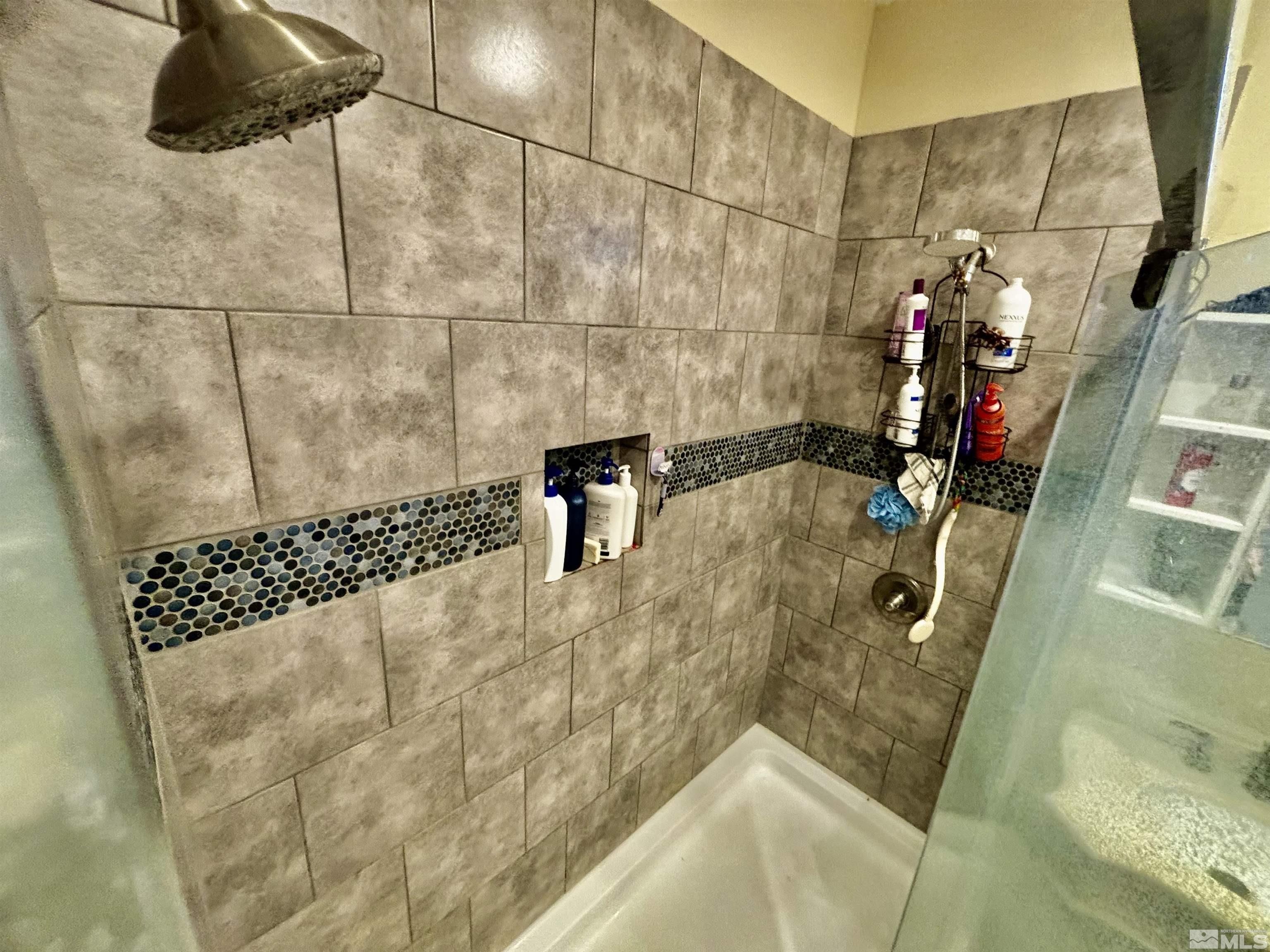 Winnemucca, Nevada, 89445, United States, 5 Bedrooms Bedrooms, ,4 BathroomsBathrooms,Residential,For Sale,1975450