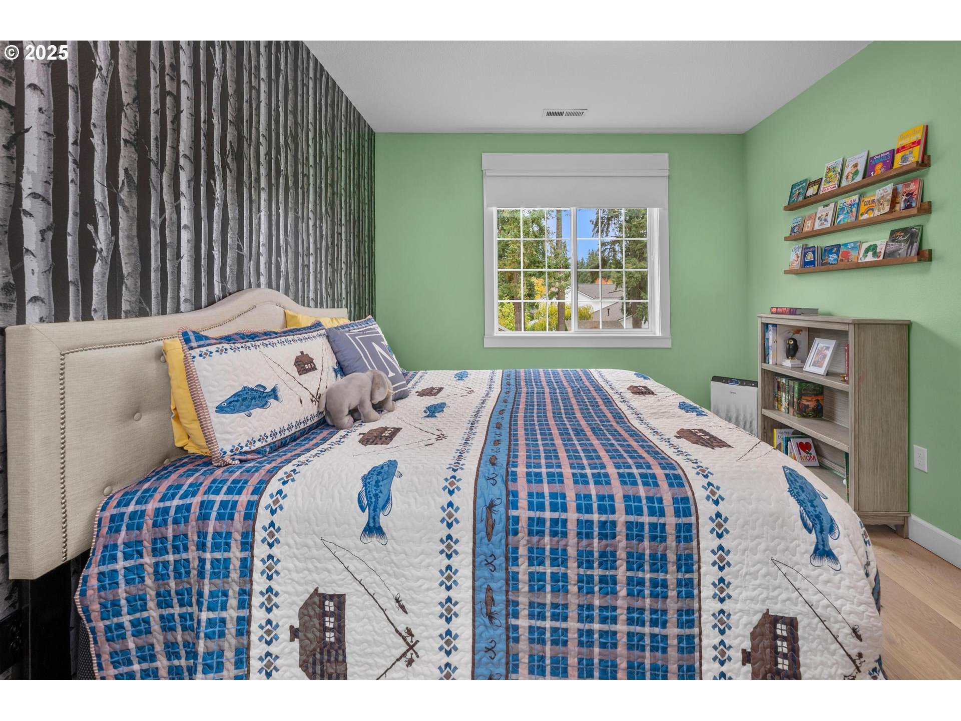 Portland, Oregon, 97223, United States, 4 Bedrooms Bedrooms, ,3 BathroomsBathrooms,Residential,For Sale,1991848