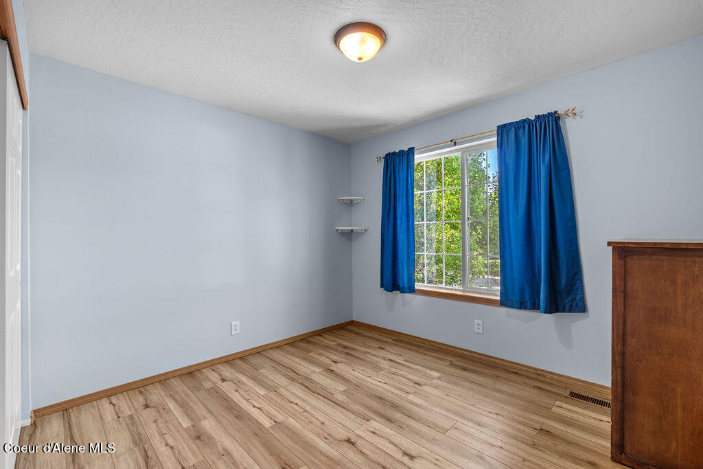 Post Falls, Idaho, 83854, United States, 4 Bedrooms Bedrooms, ,3 BathroomsBathrooms,Residential,For Sale,1870945