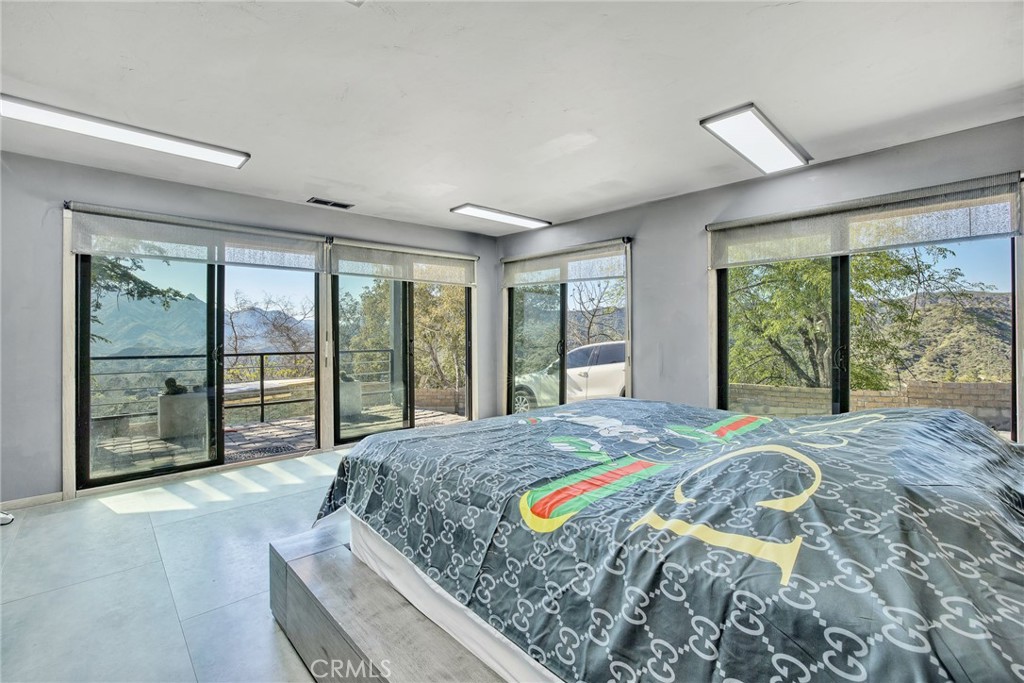 Calabasas, California, 91302, United States, 5 Bedrooms Bedrooms, ,3 BathroomsBathrooms,Residential,For Sale,1742769