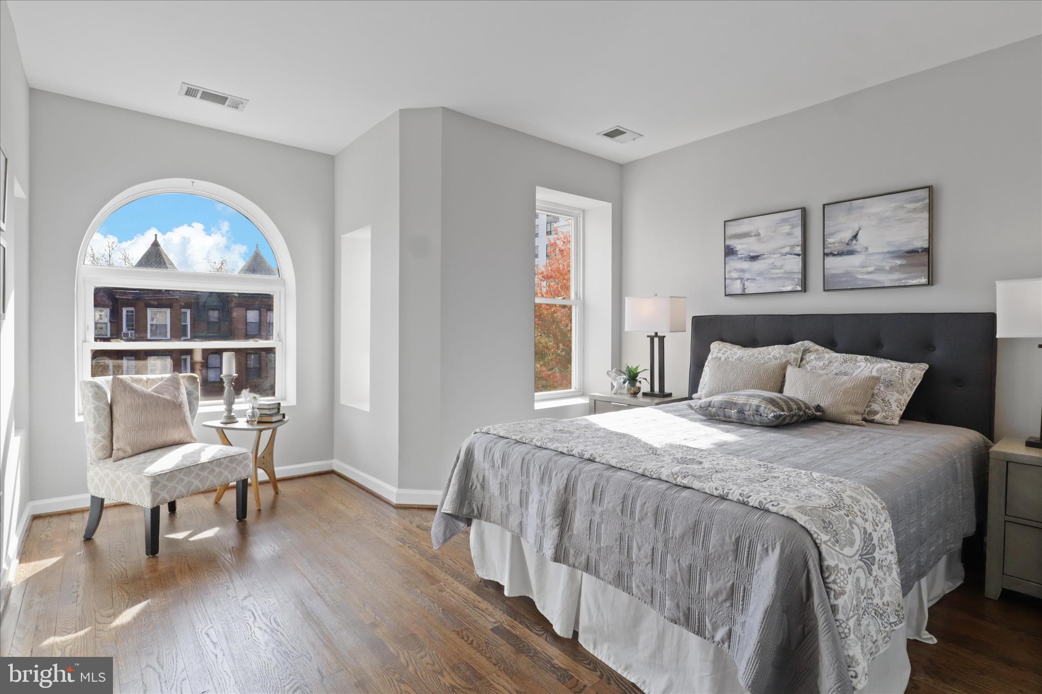 Washington, District of Columbia, 20009, United States, 4 Bedrooms Bedrooms, ,4 BathroomsBathrooms,Residential,For Sale,1986084