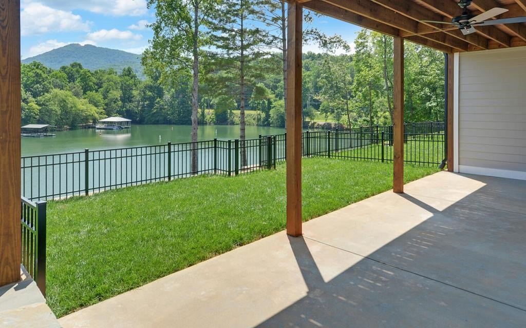 Hiawassee, Georgia, 30546, United States, 4 Bedrooms Bedrooms, ,5 BathroomsBathrooms,Residential,For Sale,1978790