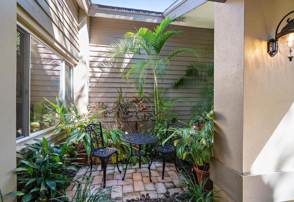 Dunedin, Florida, 34698, United States, 4 Bedrooms Bedrooms, ,3 BathroomsBathrooms,Residential,For Sale,1995790