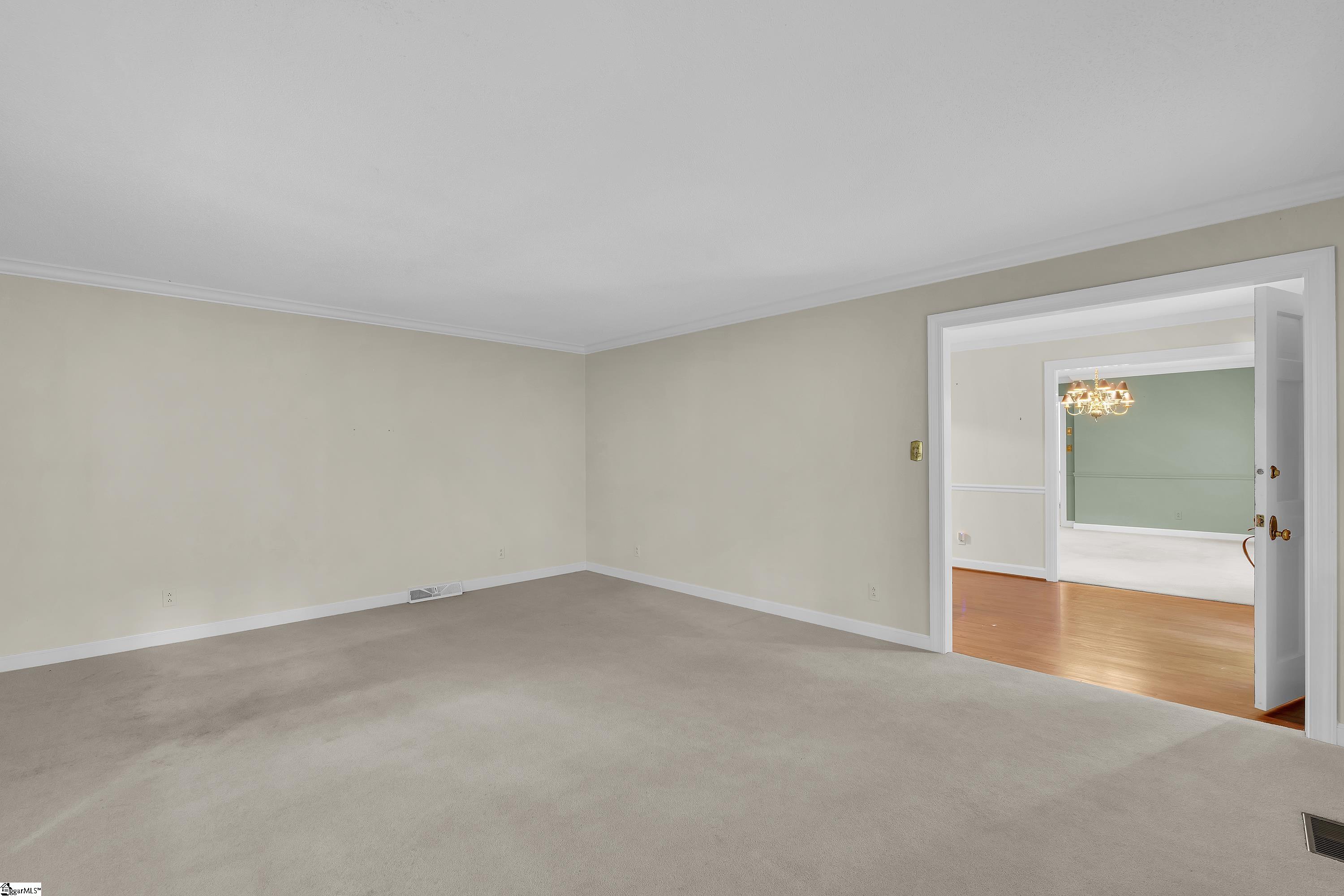 Spartanburg, South Carolina, 29302, United States, 4 Bedrooms Bedrooms, ,3 BathroomsBathrooms,Residential,For Sale,1906881