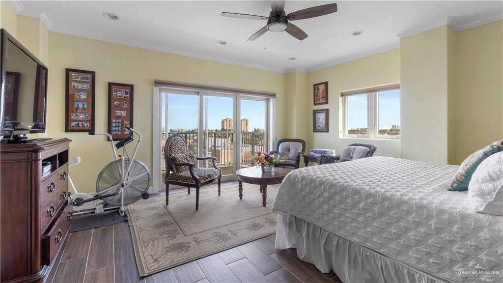 South Padre Island, Texas, 78597, United States, 3 Bedrooms Bedrooms, ,4 BathroomsBathrooms,Residential,For Sale,1731690