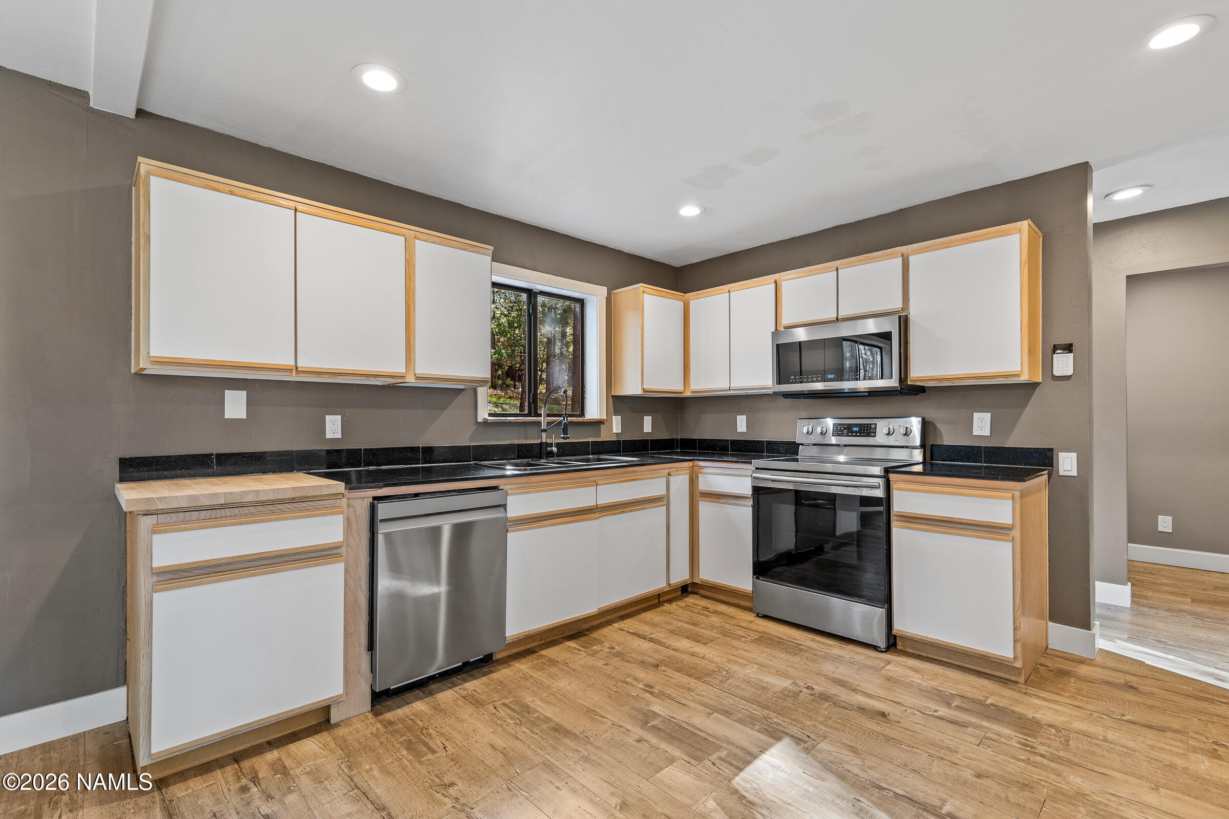  3579 Starlight Drive, Happy Jack, AZ 86024 - 物件實景