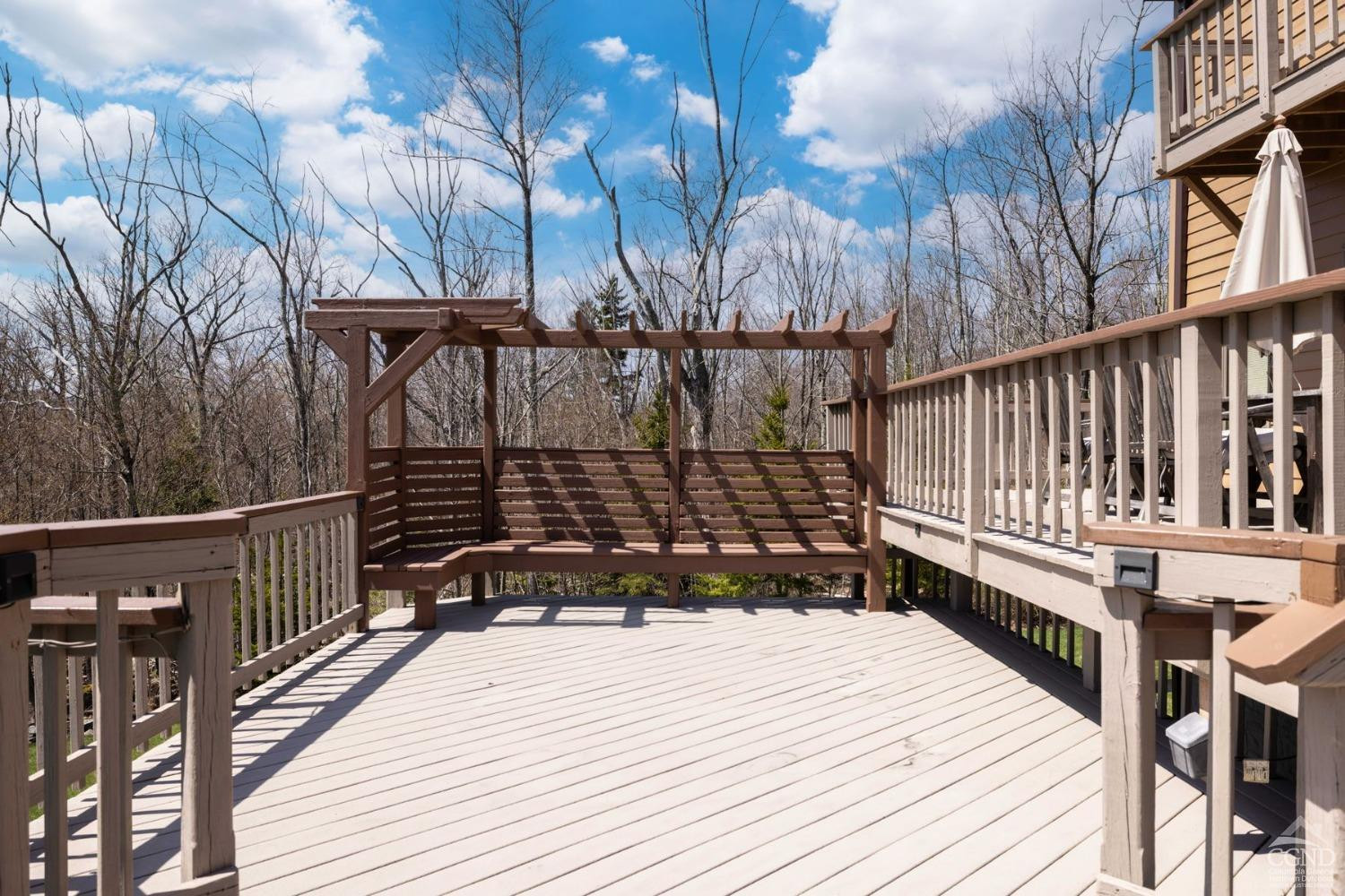Hunter, New York, 12442, United States, 4 Bedrooms Bedrooms, ,5 BathroomsBathrooms,Residential,For Sale,1792843