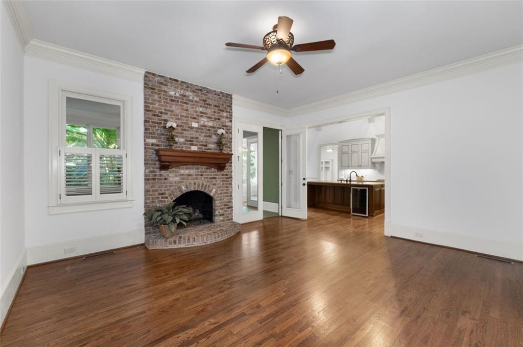 Decatur, Georgia, 30033, United States, 4 Bedrooms Bedrooms, ,4 BathroomsBathrooms,Residential,For Sale,1989134