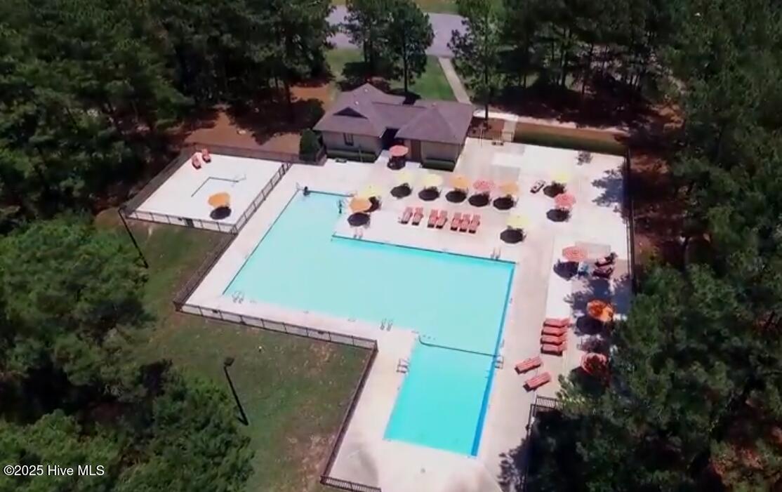 West End, North Carolina, 27376, United States, 4 Bedrooms Bedrooms, ,4 BathroomsBathrooms,Residential,For Sale,1877359