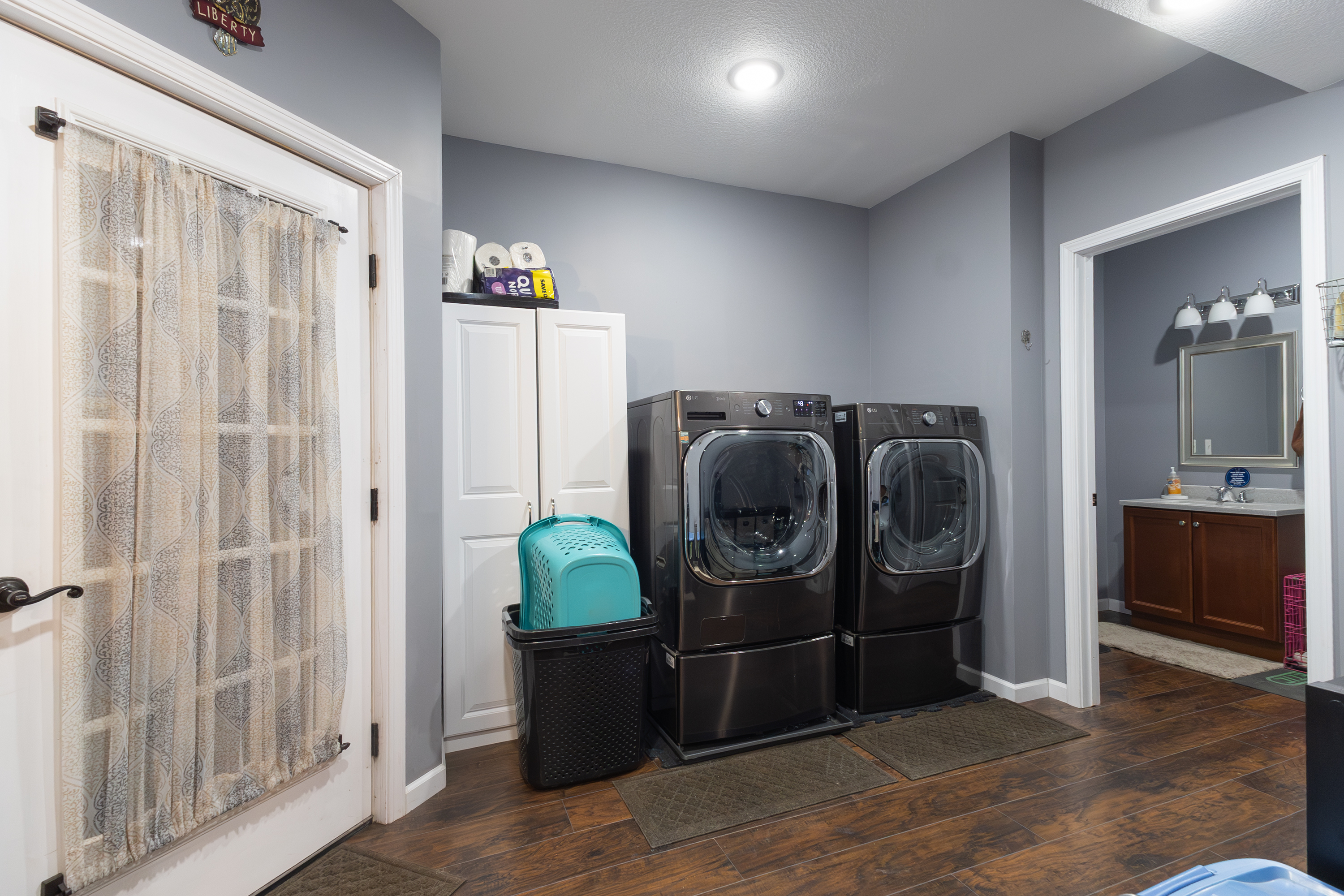 Hartsburg, Missouri, 65039, United States, 3 Bedrooms Bedrooms, ,Residential,For Sale,2010834