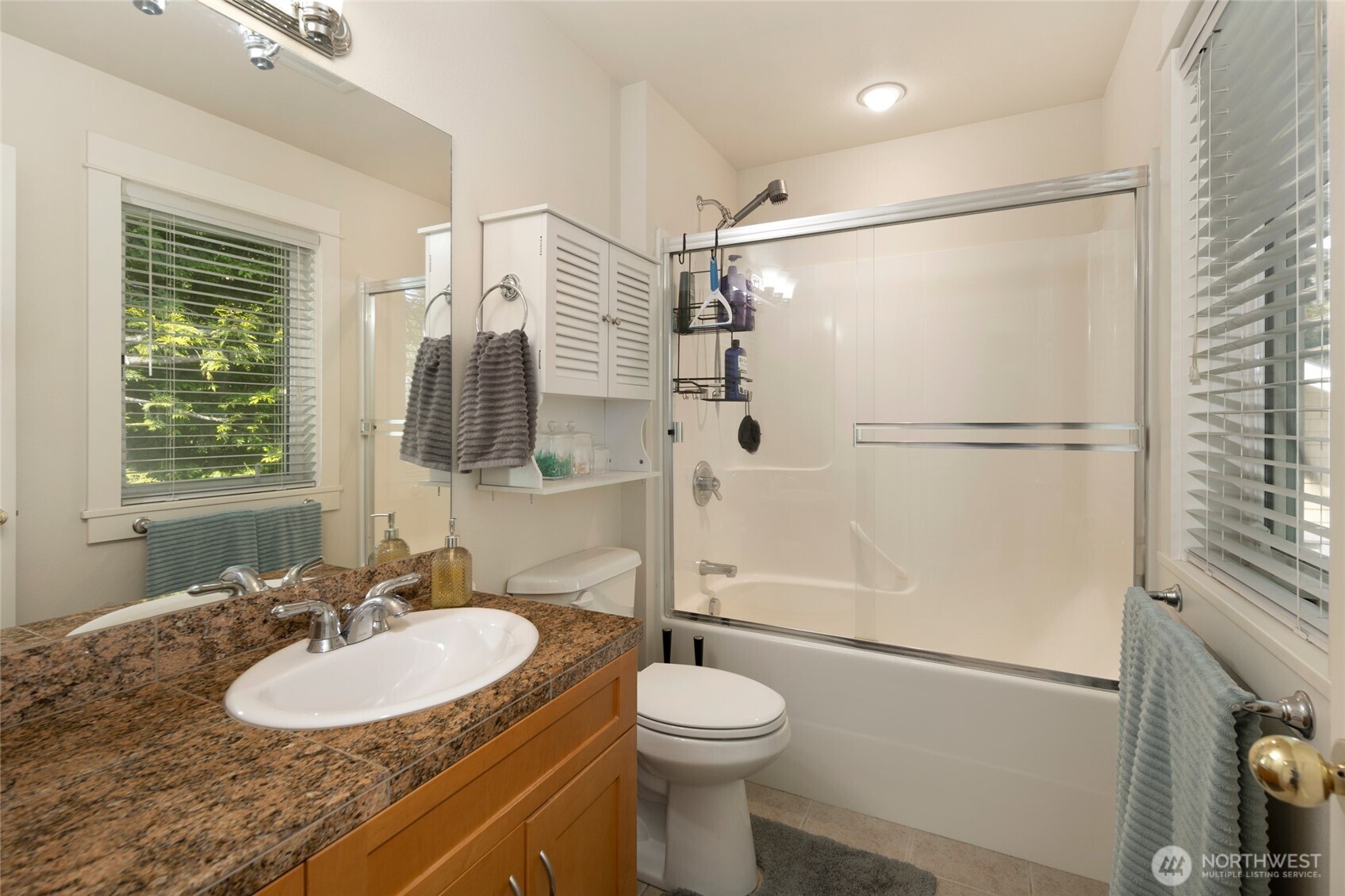 Friday Harbor, Washington, 98250, United States, 2 Bedrooms Bedrooms, ,3 BathroomsBathrooms,Residential,For Sale,1818388