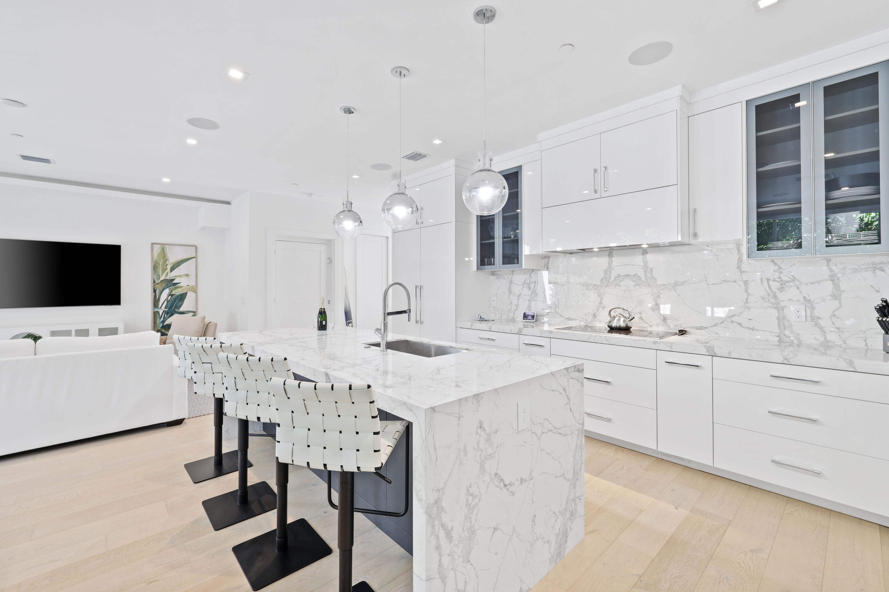 Delray Beach, Florida, 33483, United States, 3 Bedrooms Bedrooms, ,4 BathroomsBathrooms,Residential,For Sale,1940237