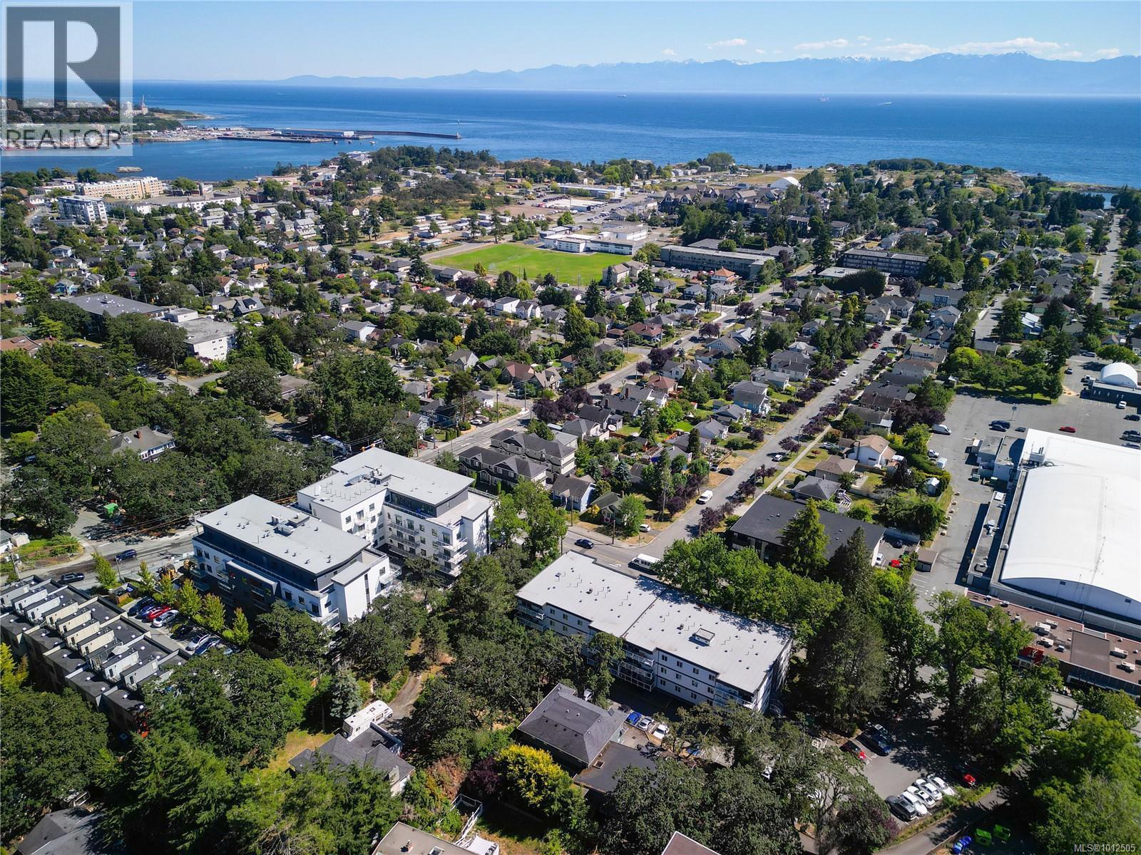 ESQUIMALT, British Columbia, V9A 3N4, CA, 3 Bedrooms Bedrooms, ,1 BathroomBathrooms,Residential,For Sale,1950228