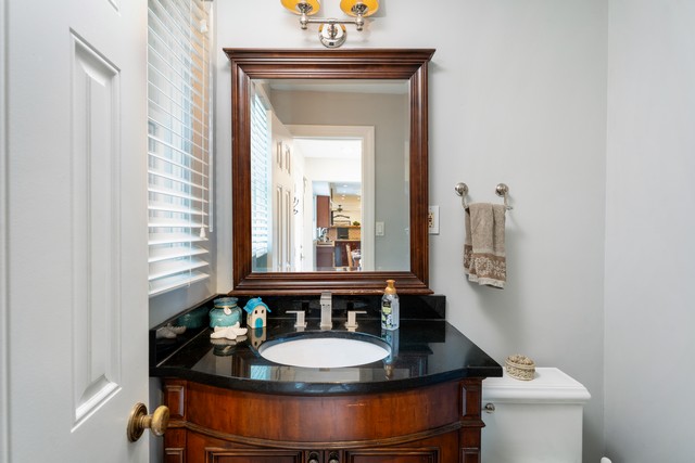 Wadng River, New York, 11792, United States, 4 Bedrooms Bedrooms, ,4 BathroomsBathrooms,Residential,For Sale,1846934