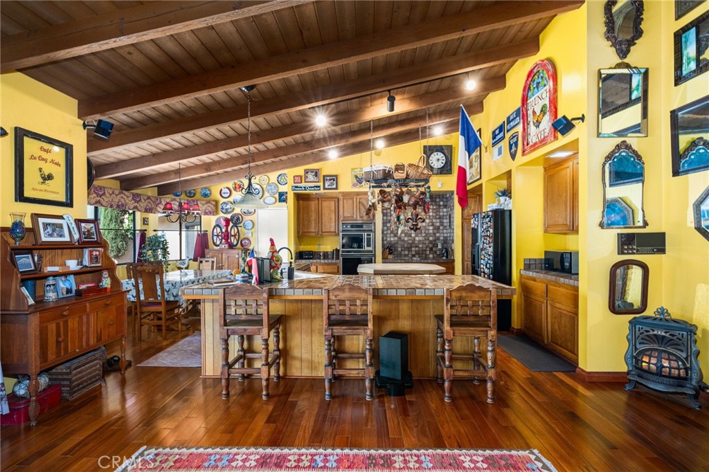 Upland, California, 91784, United States, 3 Bedrooms Bedrooms, ,2 BathroomsBathrooms,Residential,For Sale,1978037