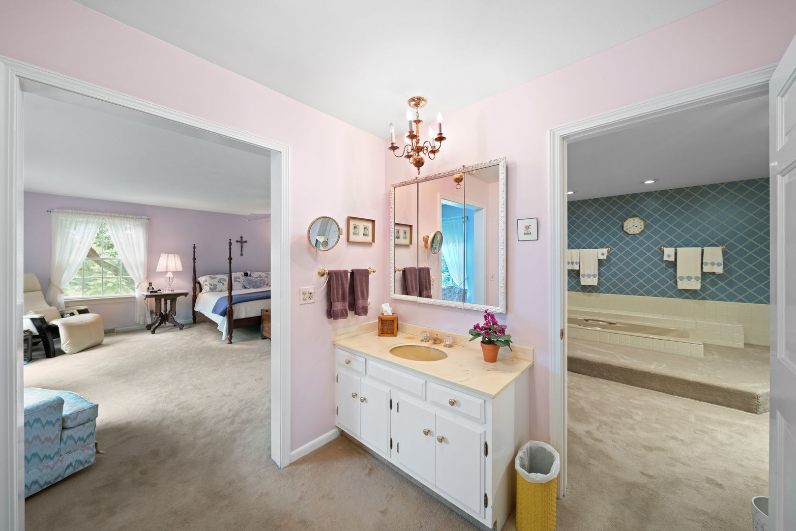 Kildeer, Illinois, 60047, United States, 4 Bedrooms Bedrooms, ,4 BathroomsBathrooms,Residential,For Sale,1940567