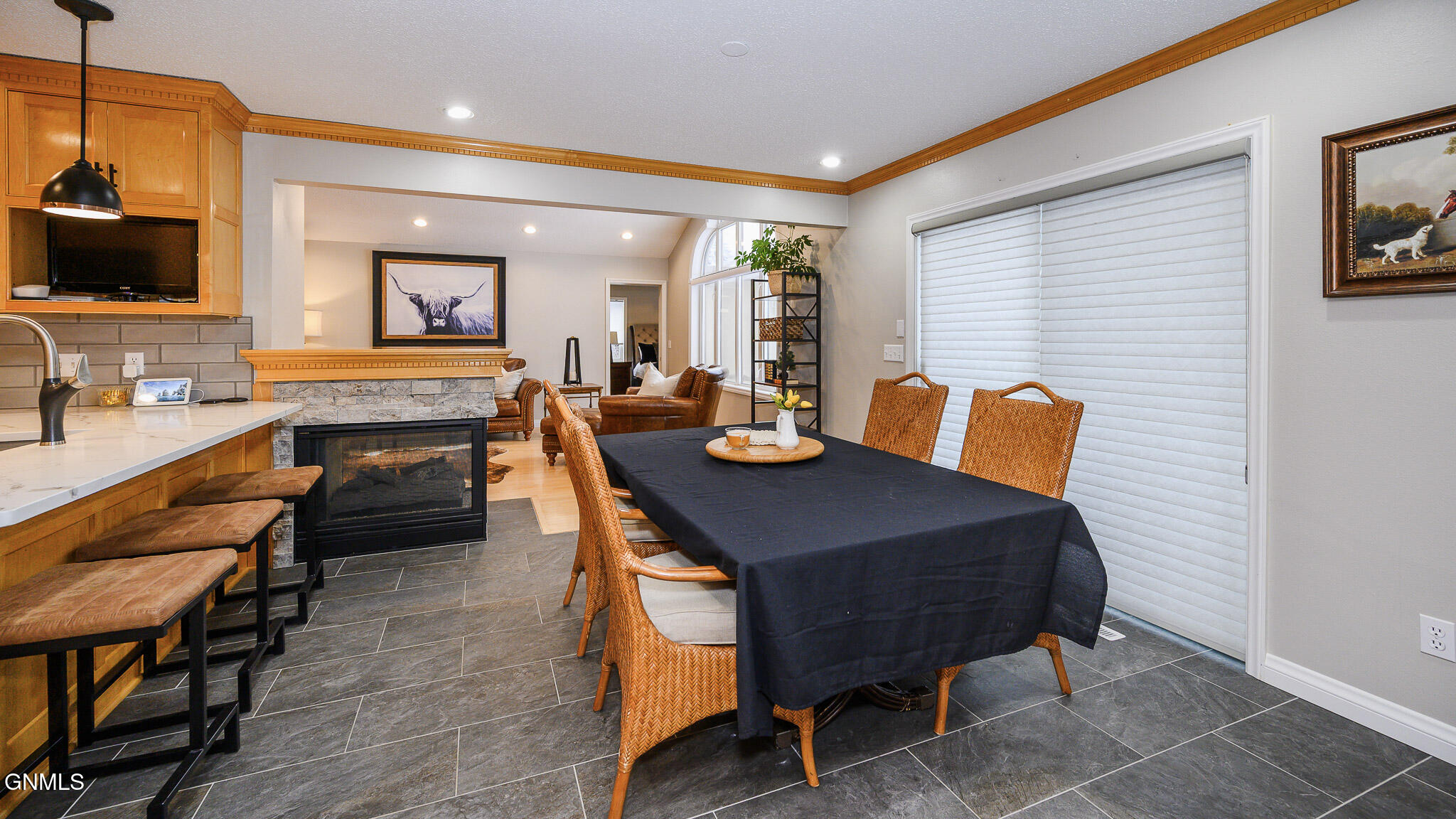 Mandan, North Dakota, 58554, United States, 5 Bedrooms Bedrooms, ,4 BathroomsBathrooms,Residential,For Sale,2005238